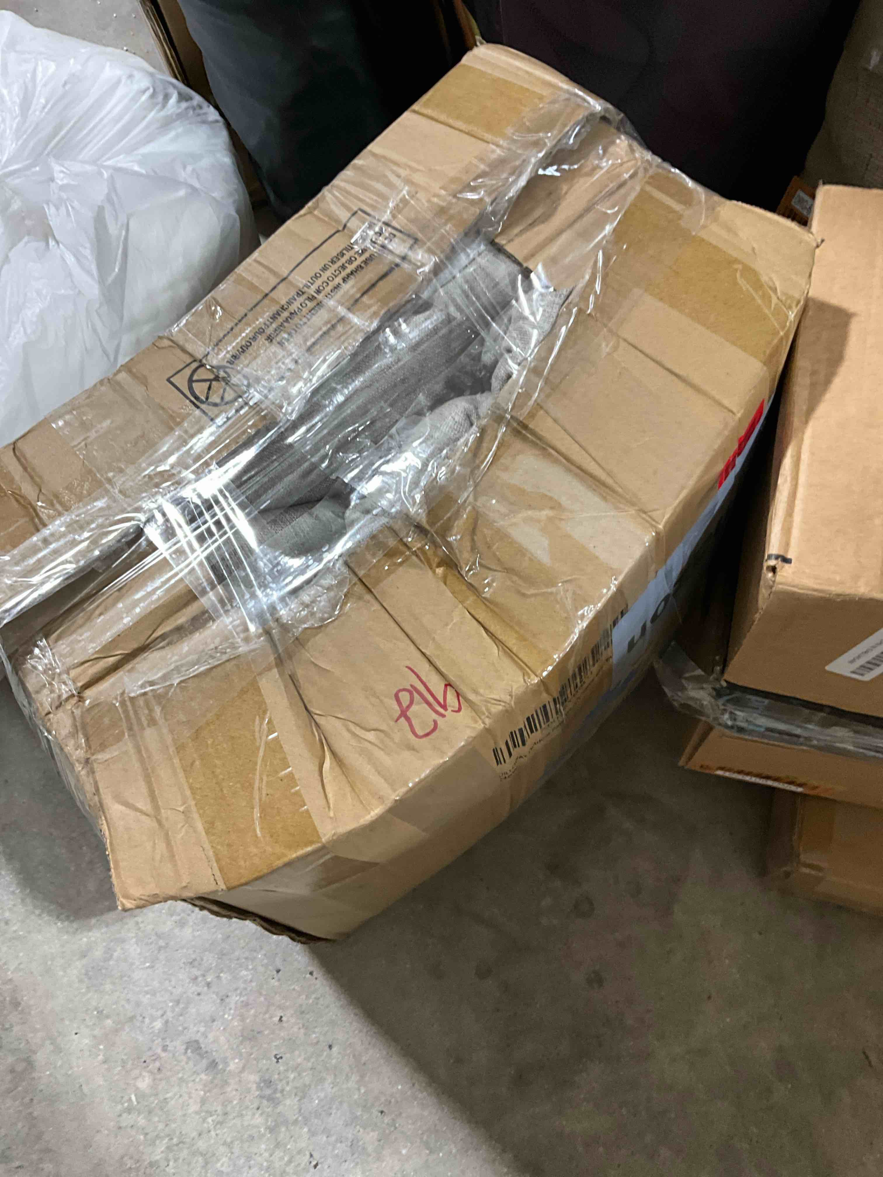 https://s3.amazonaws.com/lotting-images-prod/bidfta/ORG6013283_1728484370566.jpeg