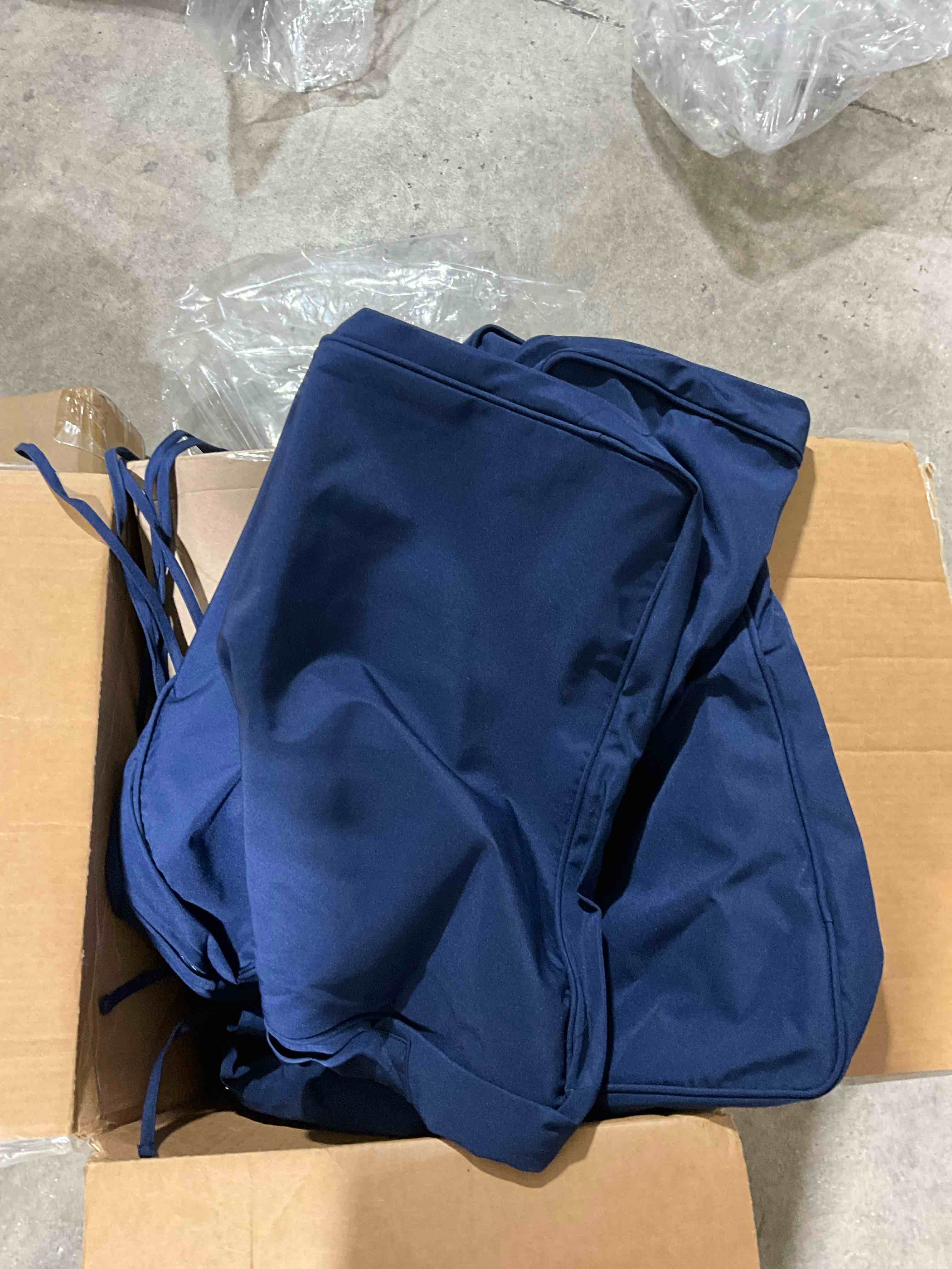 https://s3.amazonaws.com/lotting-images-prod/bidfta/ORG6013324_1728500422527.jpeg