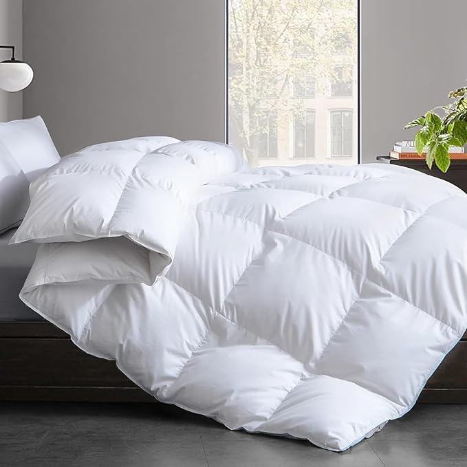 Feather-filled duvet, white,