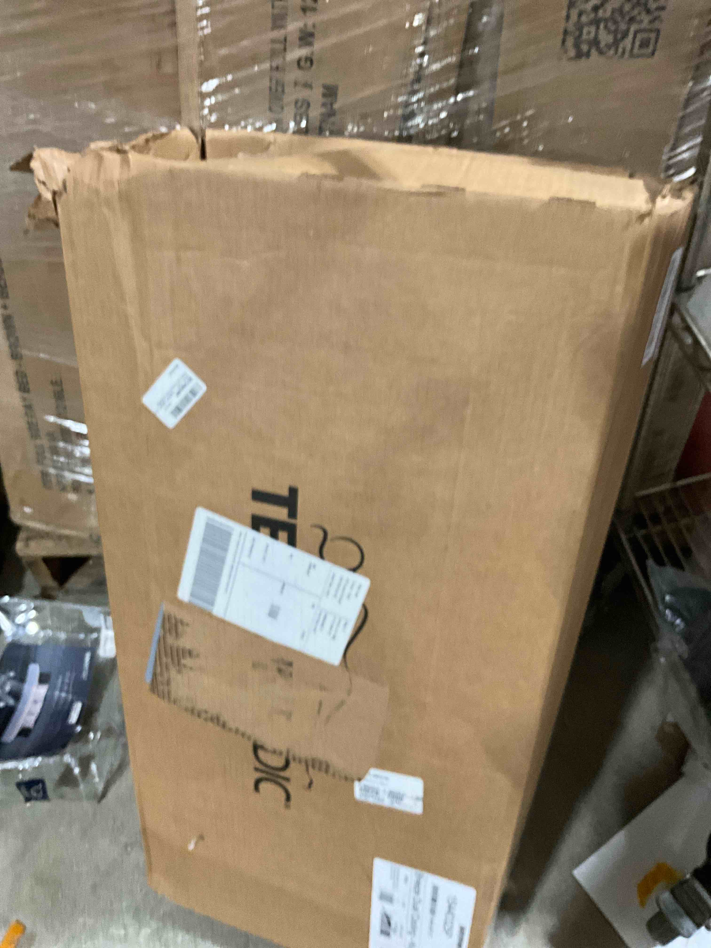 https://s3.amazonaws.com/lotting-images-prod/bidfta/ORG6013340_1728508259142.jpeg
