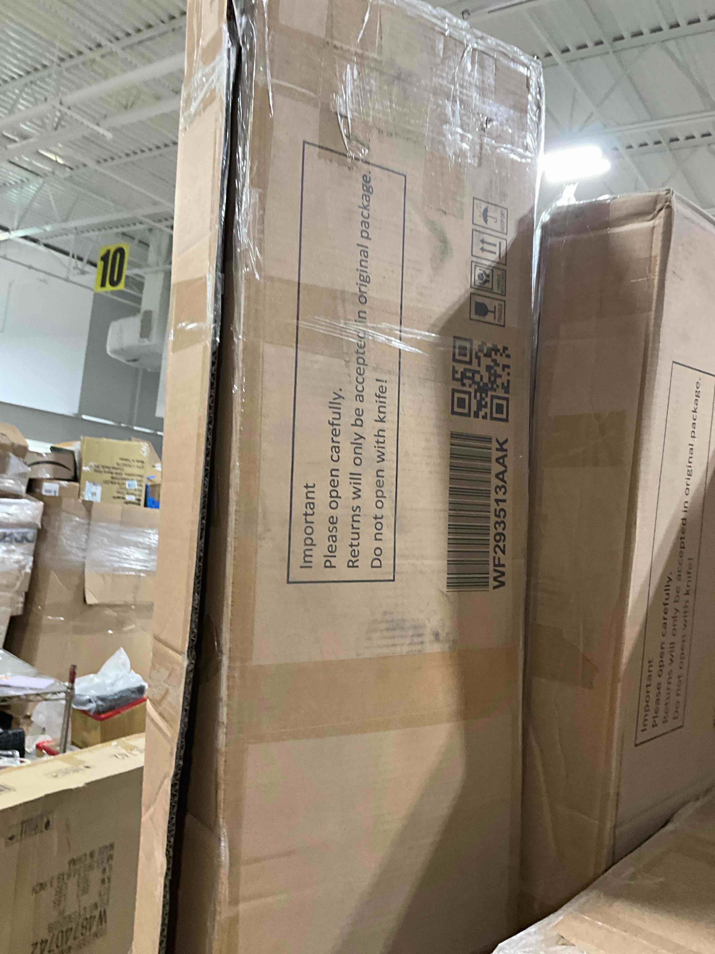 https://s3.amazonaws.com/lotting-images-prod/bidfta/ORG6013437_1728656577069.jpeg