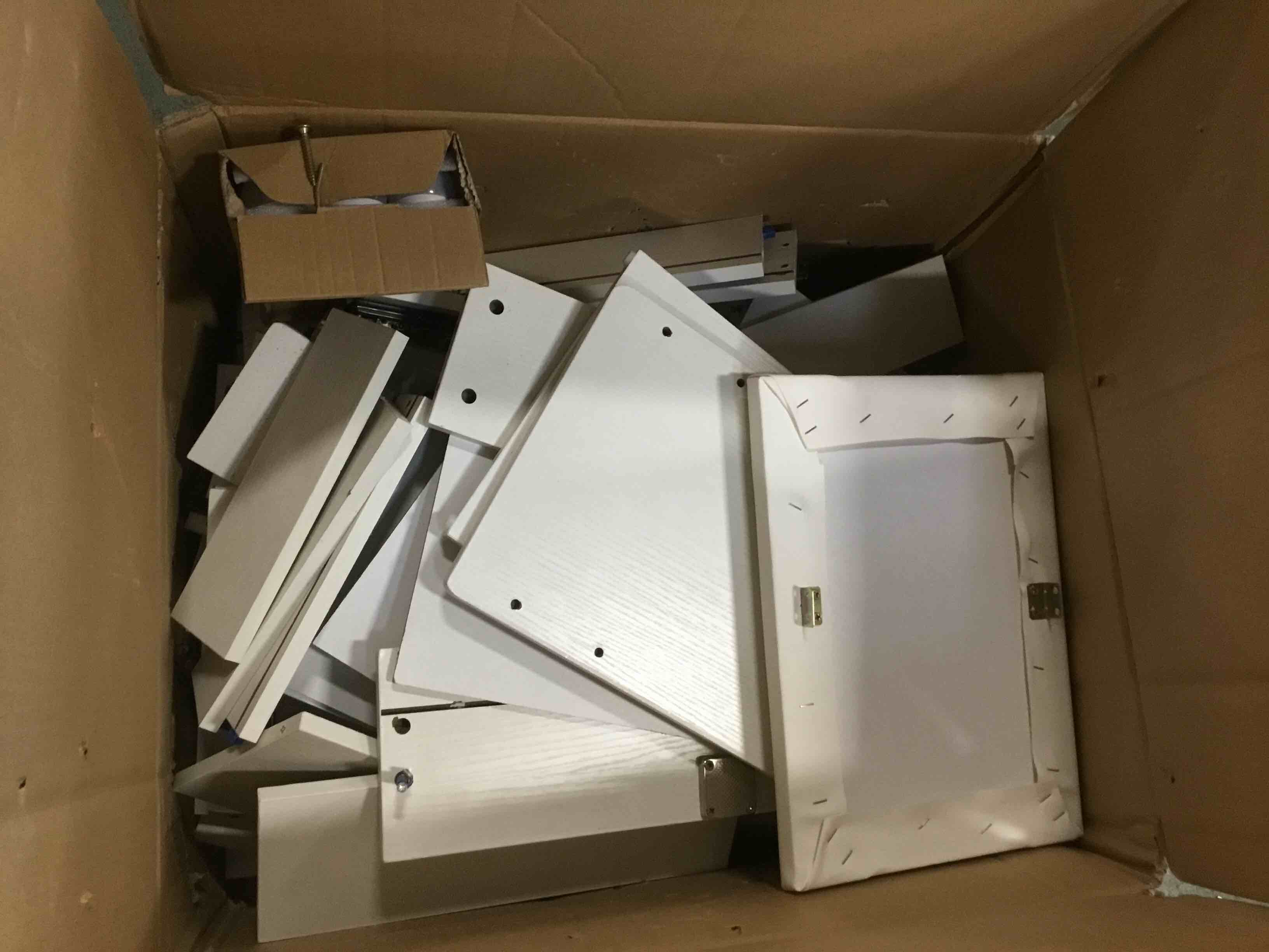 https://s3.amazonaws.com/lotting-images-prod/bidfta/ORG6020291_1710419858768.jpeg