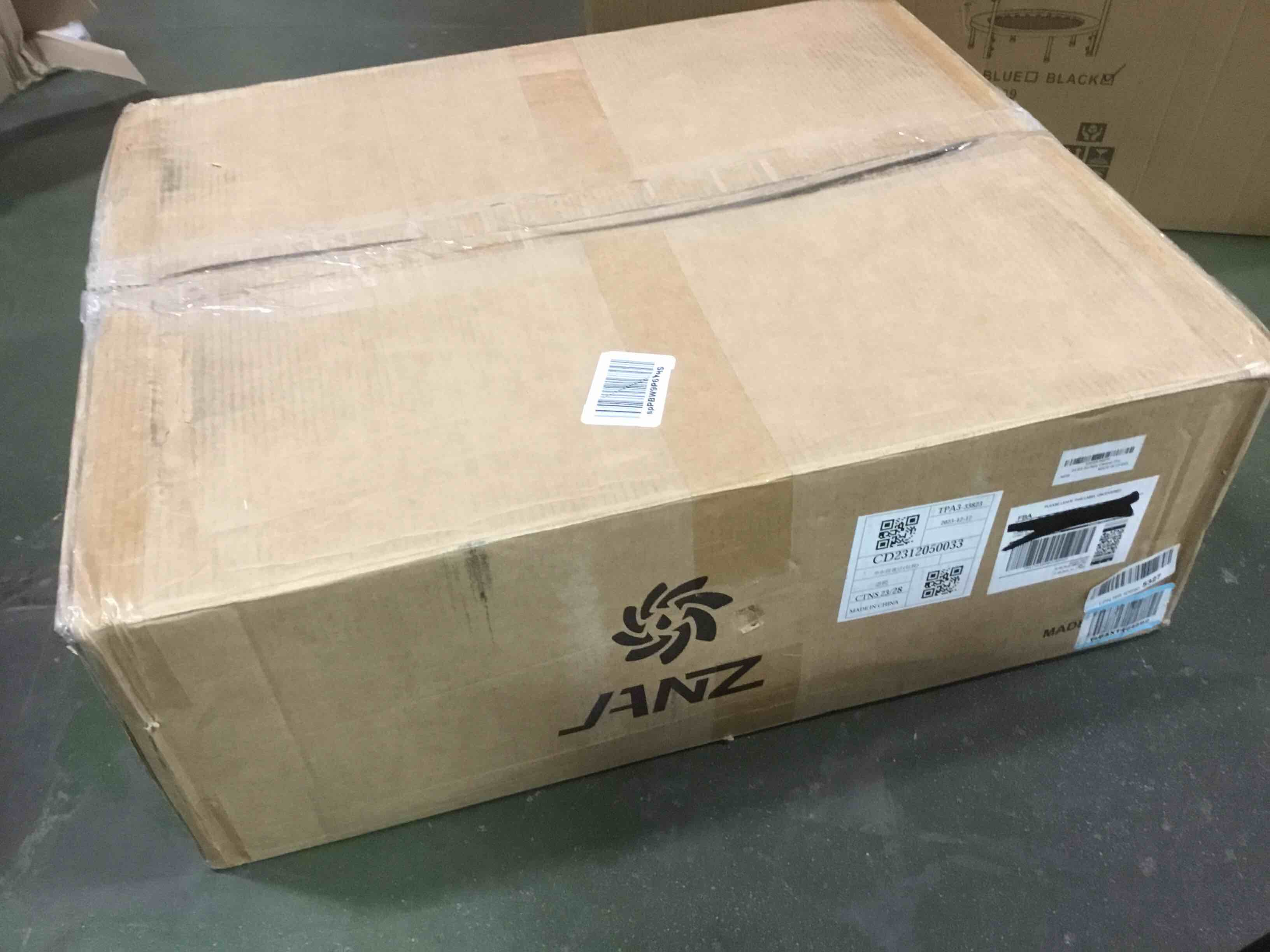 https://s3.amazonaws.com/lotting-images-prod/bidfta/ORG6021031_1710847218535.jpeg