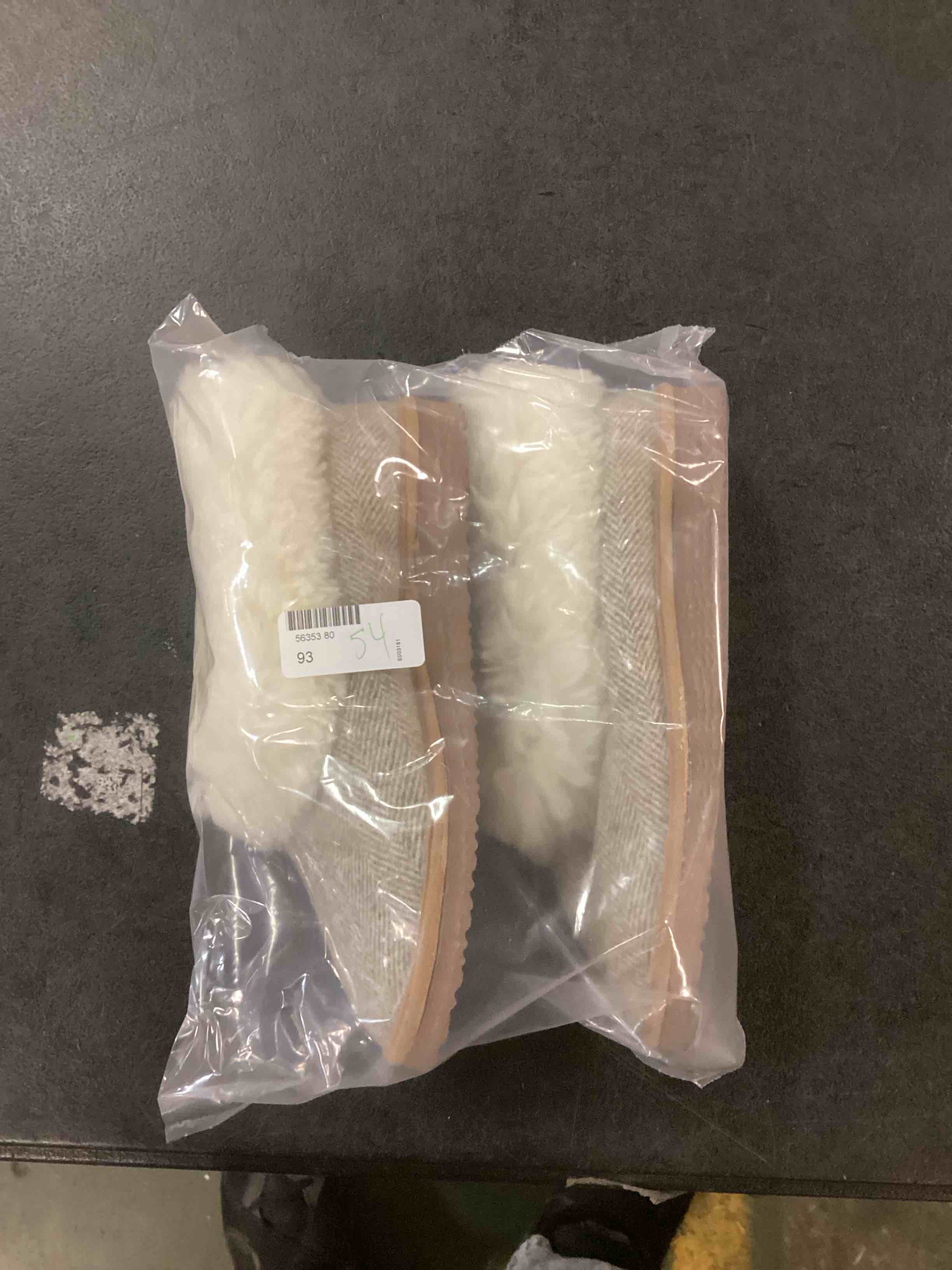 The Genuine Lambswool Herringbone Slippers