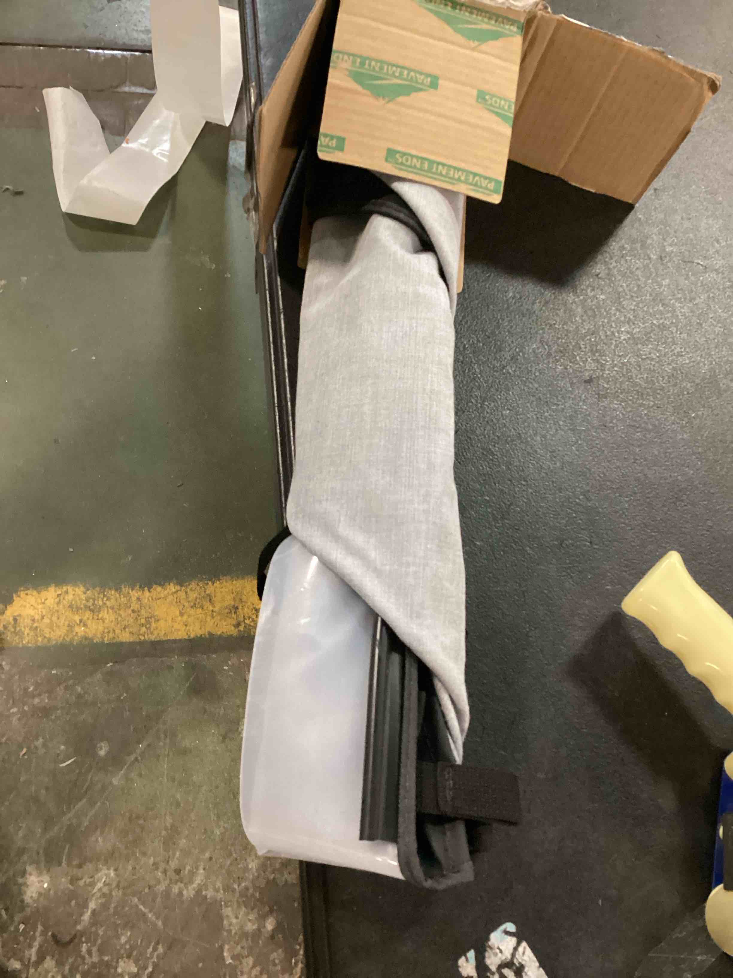 https://s3.amazonaws.com/lotting-images-prod/bidfta/ORG6021720_1710509738229.jpeg