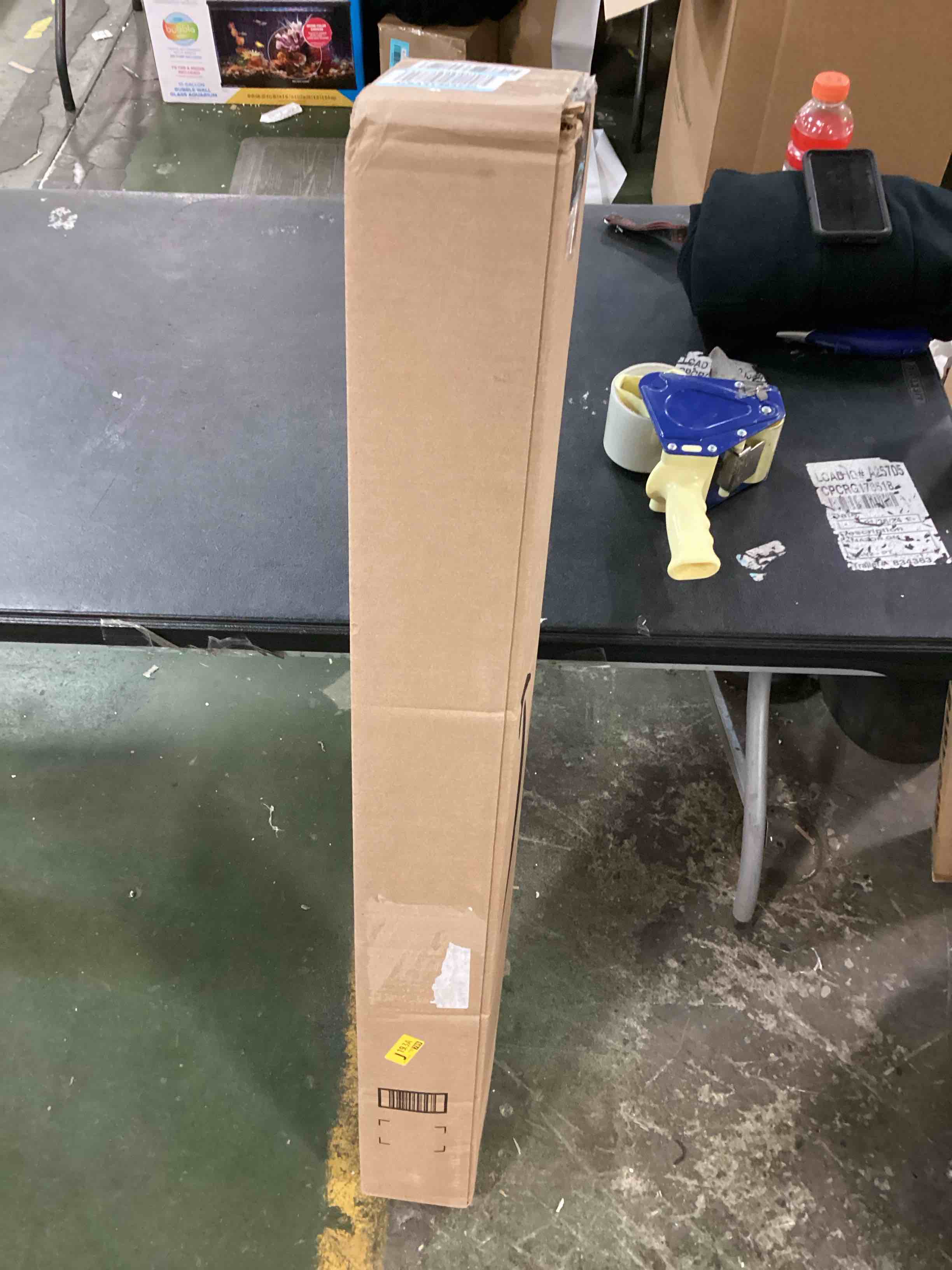https://s3.amazonaws.com/lotting-images-prod/bidfta/ORG6021722_1710509919952.jpeg