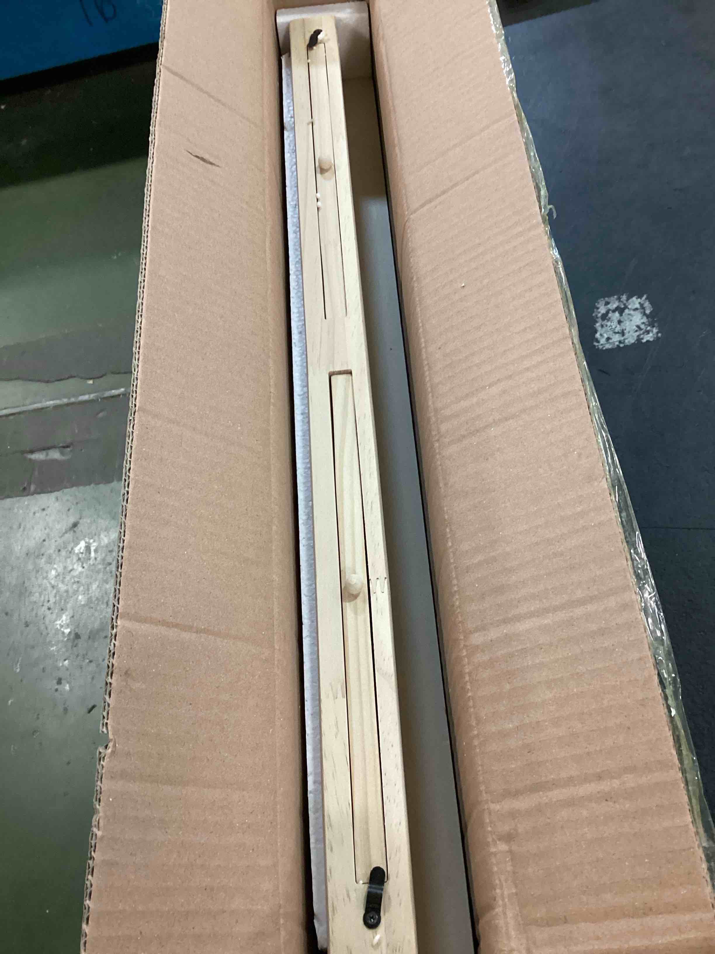 https://s3.amazonaws.com/lotting-images-prod/bidfta/ORG6021736_1710513247624.jpeg