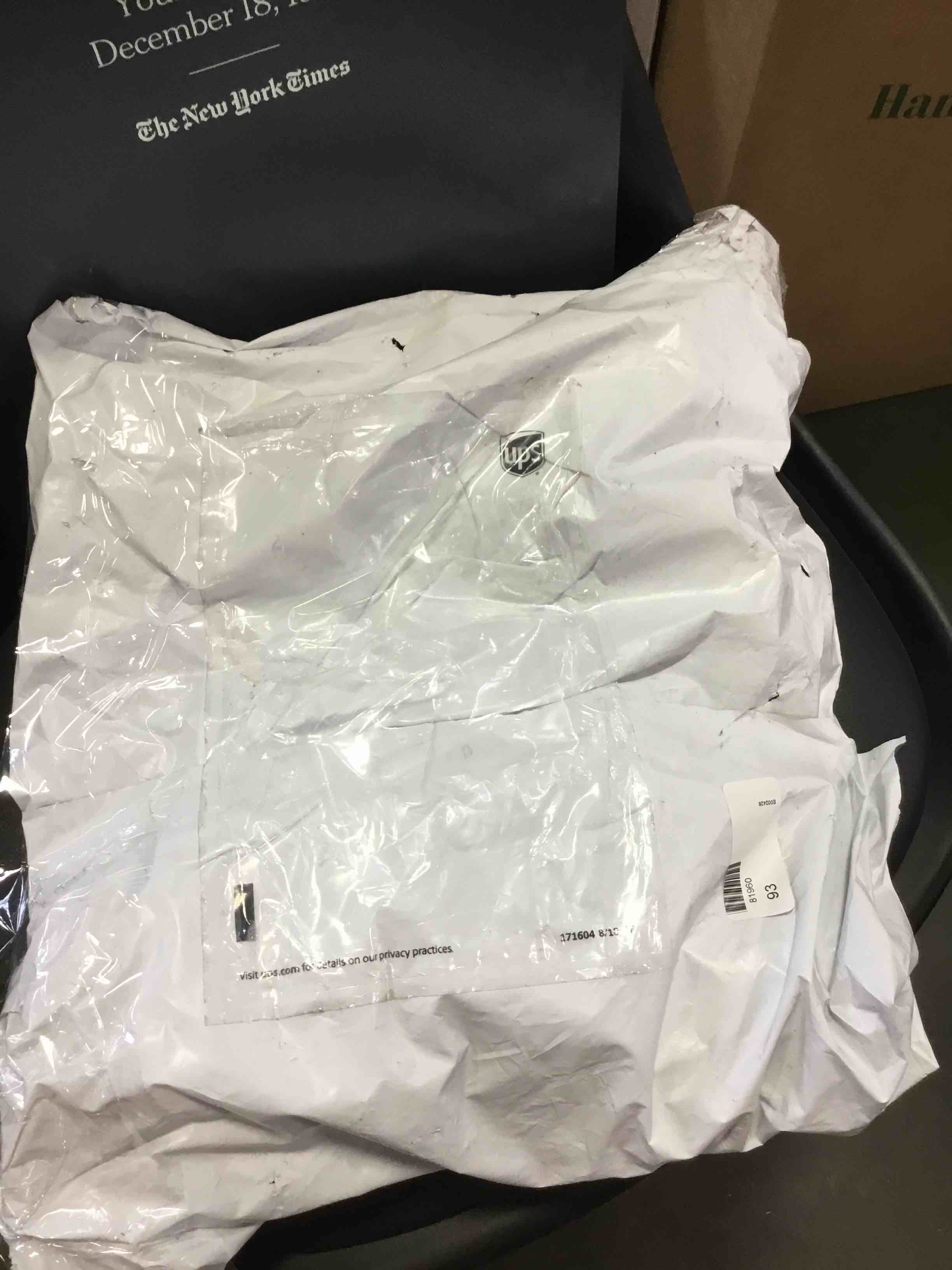 https://s3.amazonaws.com/lotting-images-prod/bidfta/ORG6025791_1711468043130.jpeg