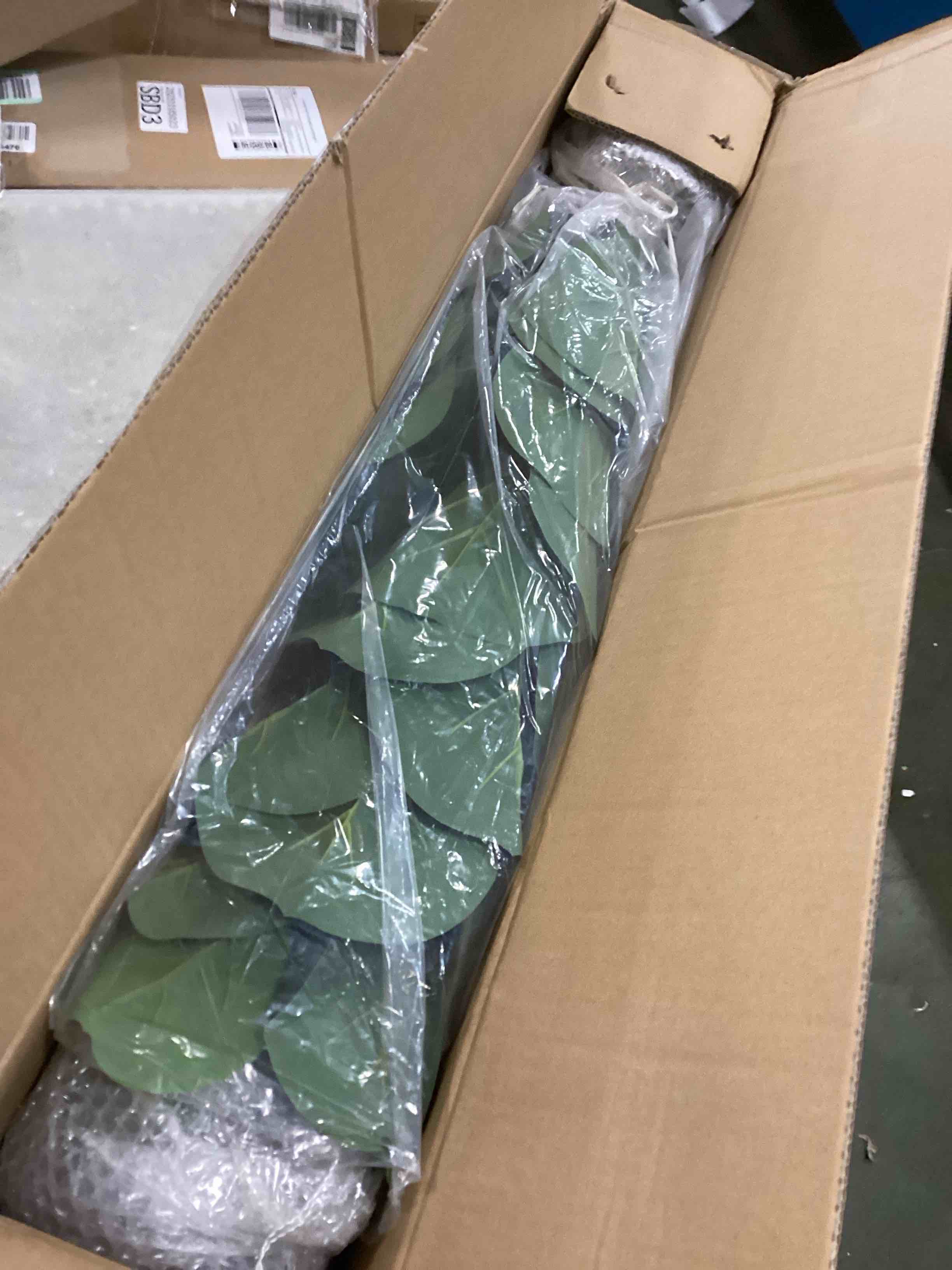 https://s3.amazonaws.com/lotting-images-prod/bidfta/ORG6025983_1711113288090.jpeg
