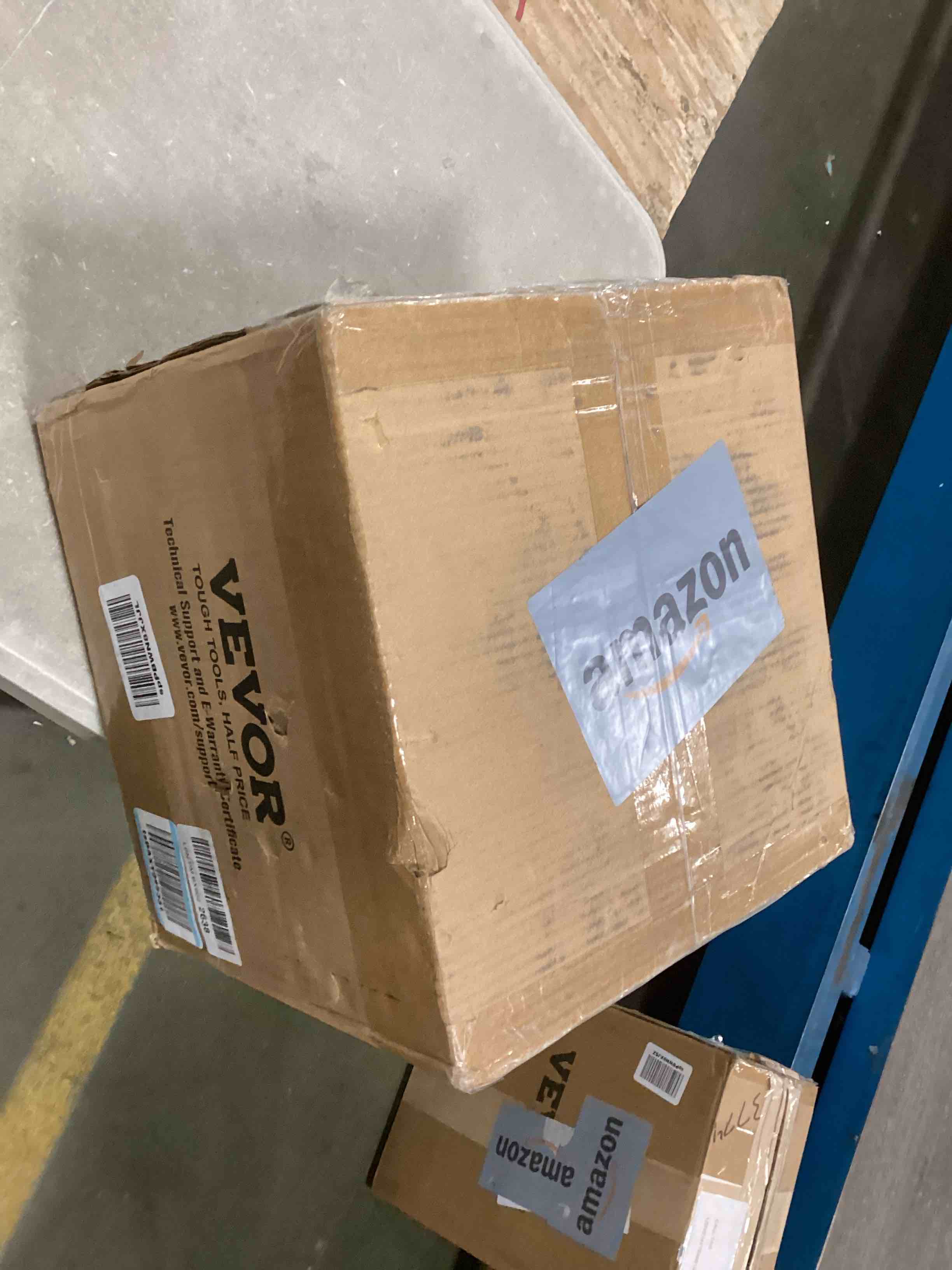 https://s3.amazonaws.com/lotting-images-prod/bidfta/ORG6026123_1711192908243.jpeg