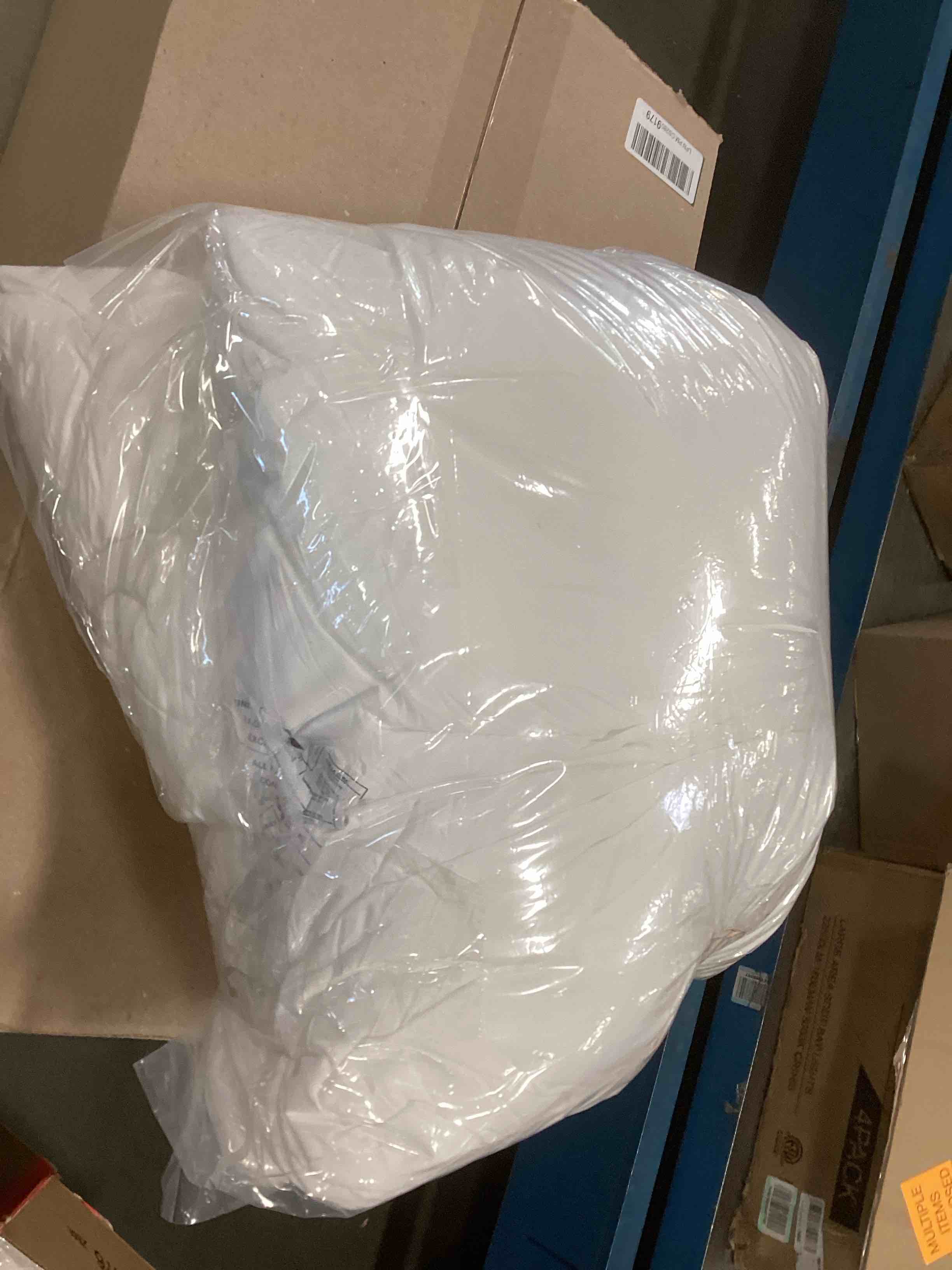 https://s3.amazonaws.com/lotting-images-prod/bidfta/ORG6026857_1711629821807.jpeg