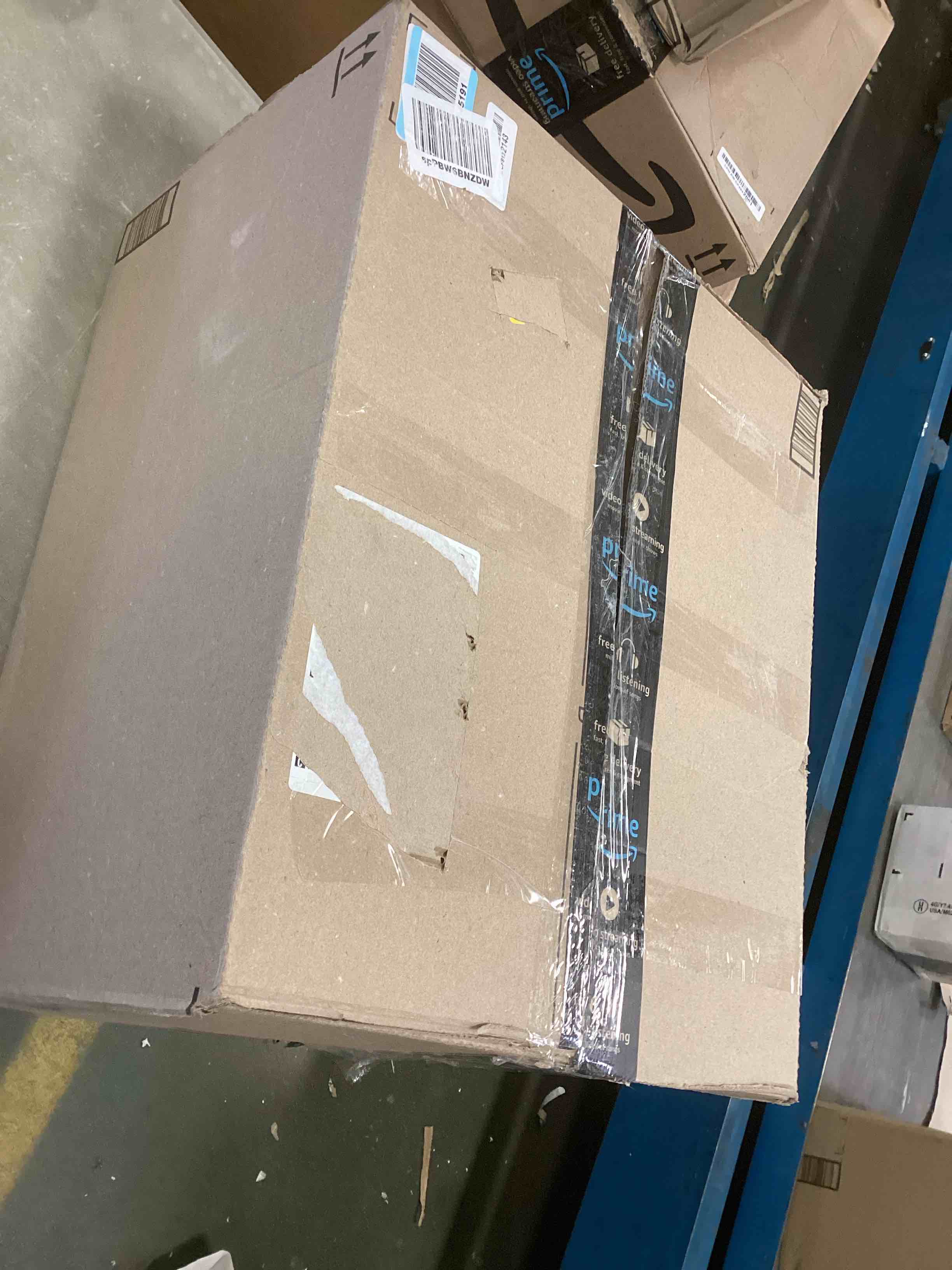 https://s3.amazonaws.com/lotting-images-prod/bidfta/ORG6026958_1711642663394.jpeg