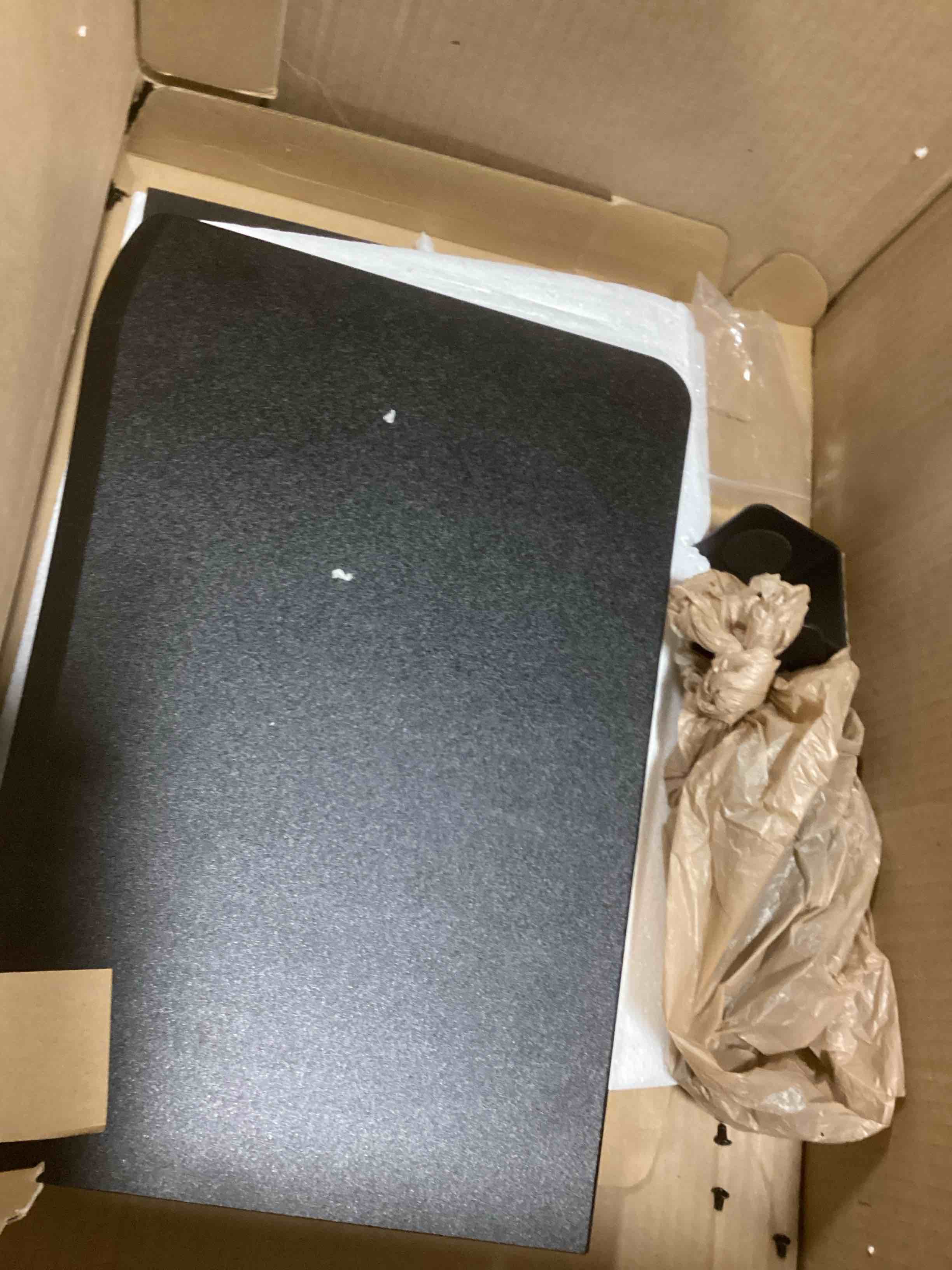https://s3.amazonaws.com/lotting-images-prod/bidfta/ORG6027279_1711737535089.jpeg