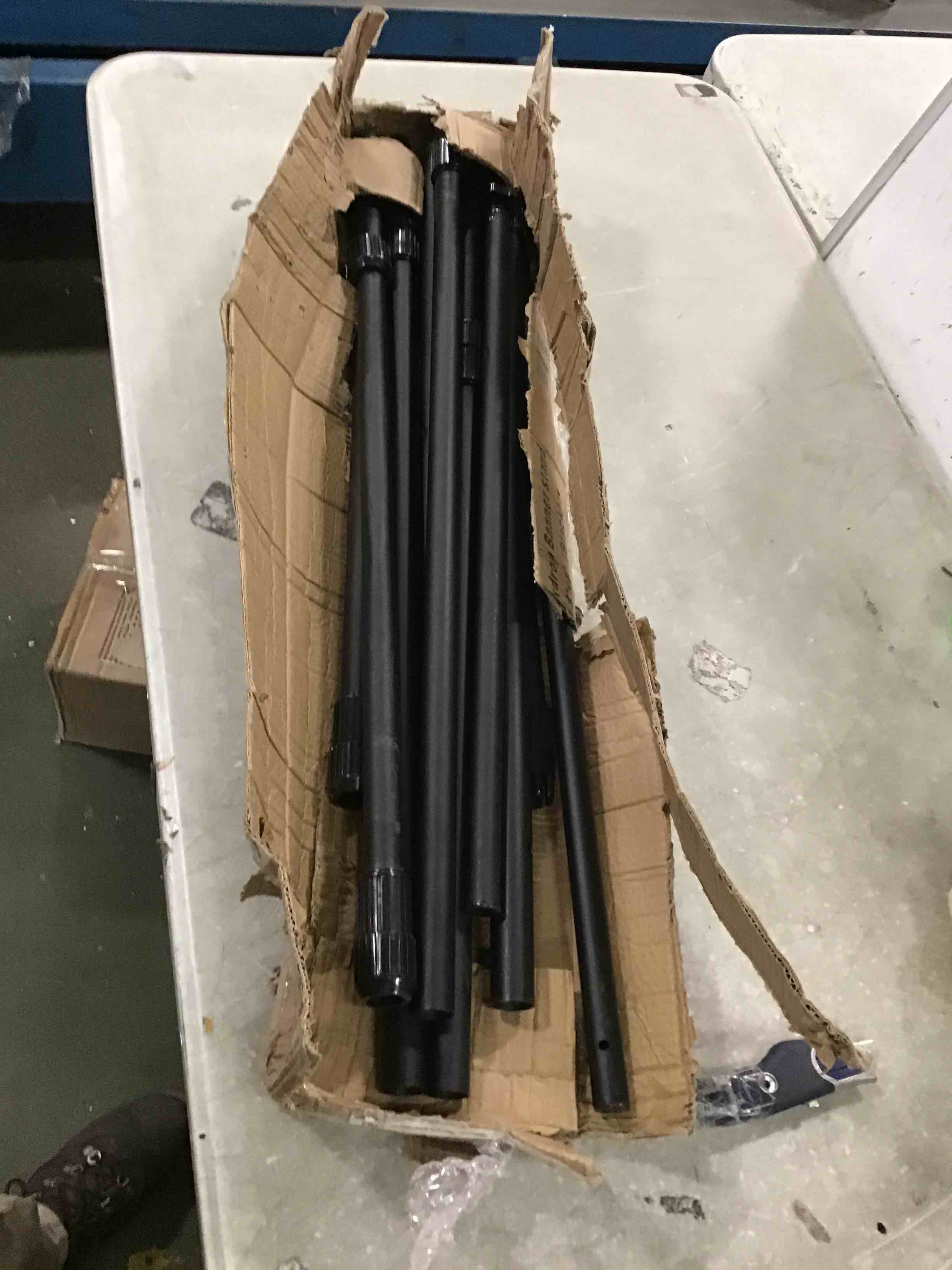 https://s3.amazonaws.com/lotting-images-prod/bidfta/ORG6027610_1711137321970.jpeg