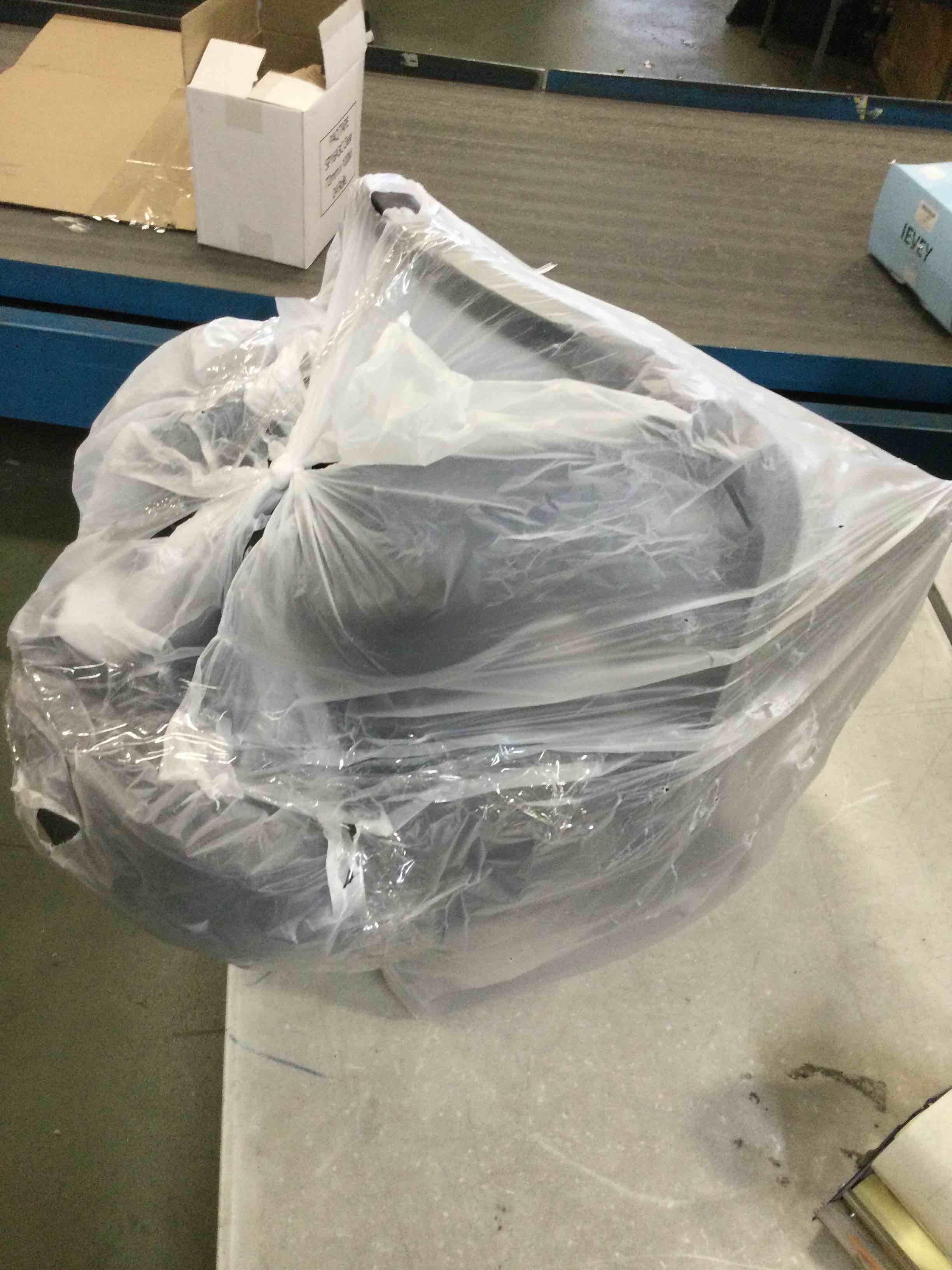https://s3.amazonaws.com/lotting-images-prod/bidfta/ORG6027699_1711379253096.jpeg