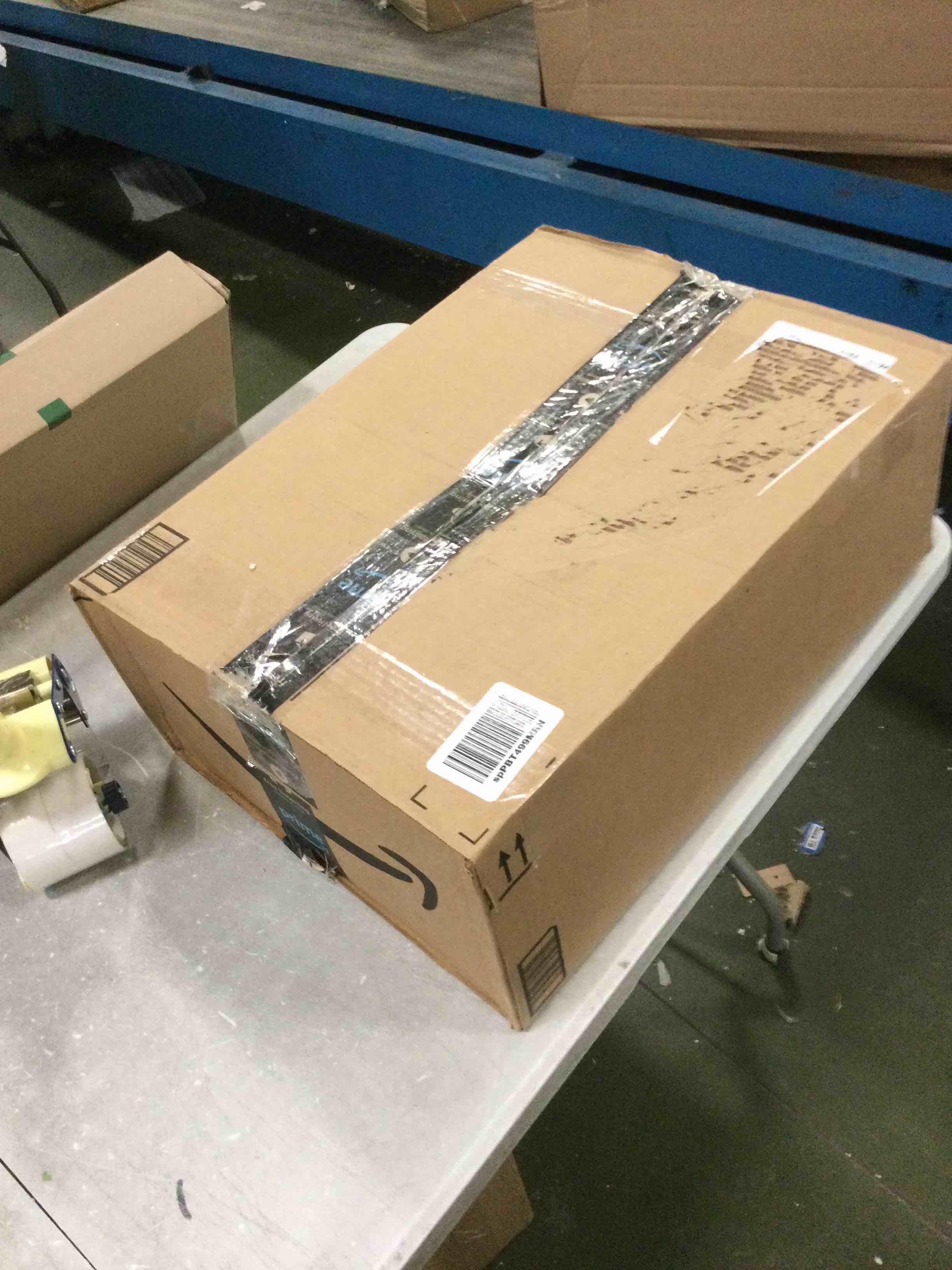 https://s3.amazonaws.com/lotting-images-prod/bidfta/ORG6028077_1711547120420.jpeg