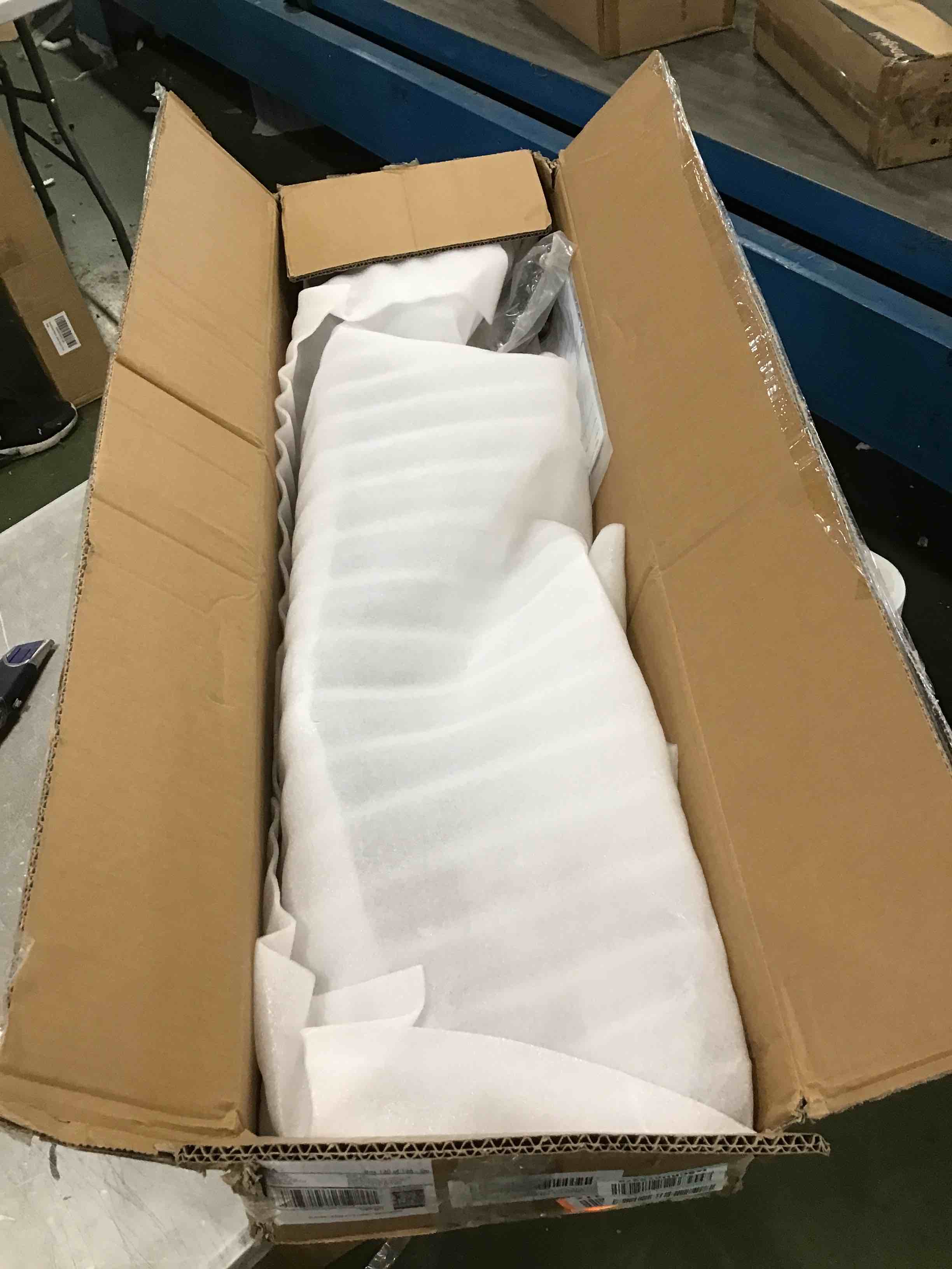 https://s3.amazonaws.com/lotting-images-prod/bidfta/ORG6028176_1711564597463.jpeg