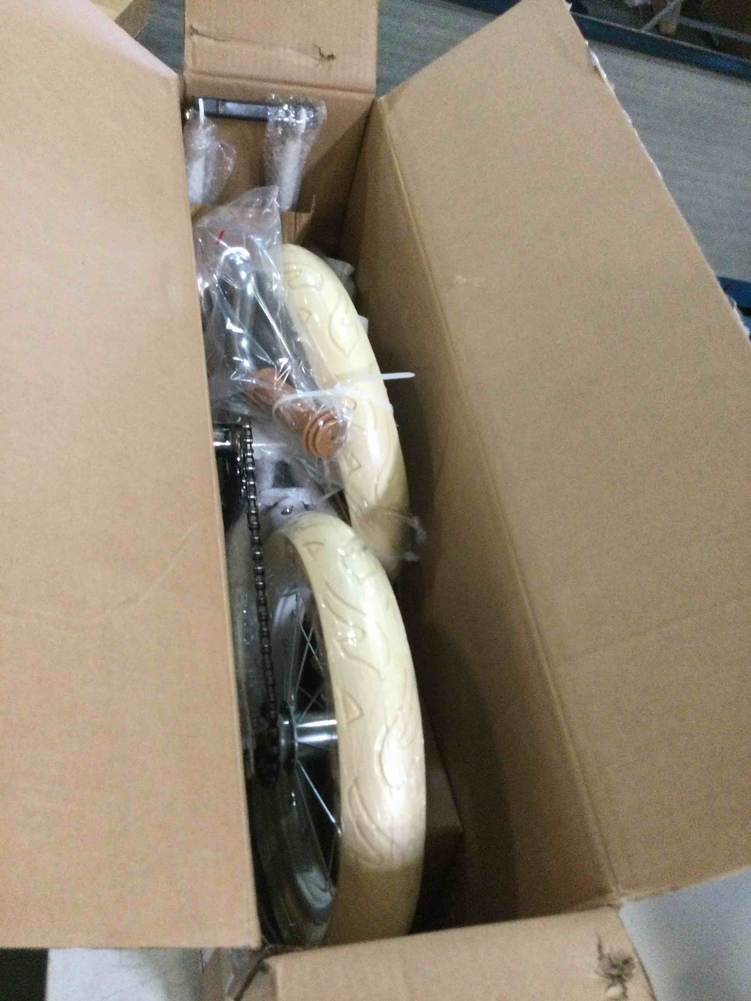 https://s3.amazonaws.com/lotting-images-prod/bidfta/ORG6028488_1711724239417.jpeg