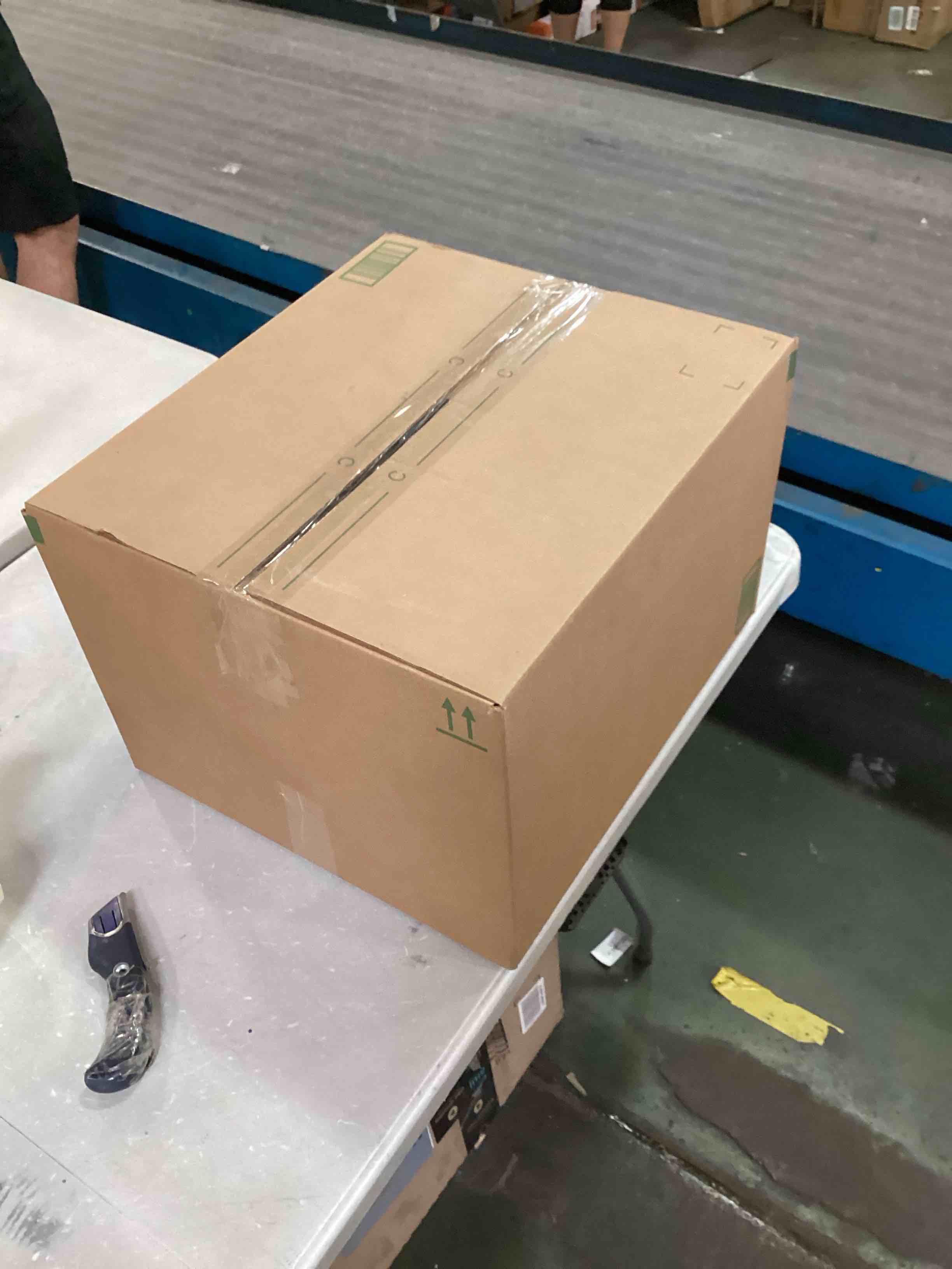 https://s3.amazonaws.com/lotting-images-prod/bidfta/ORG6028751_1711992423961.jpeg