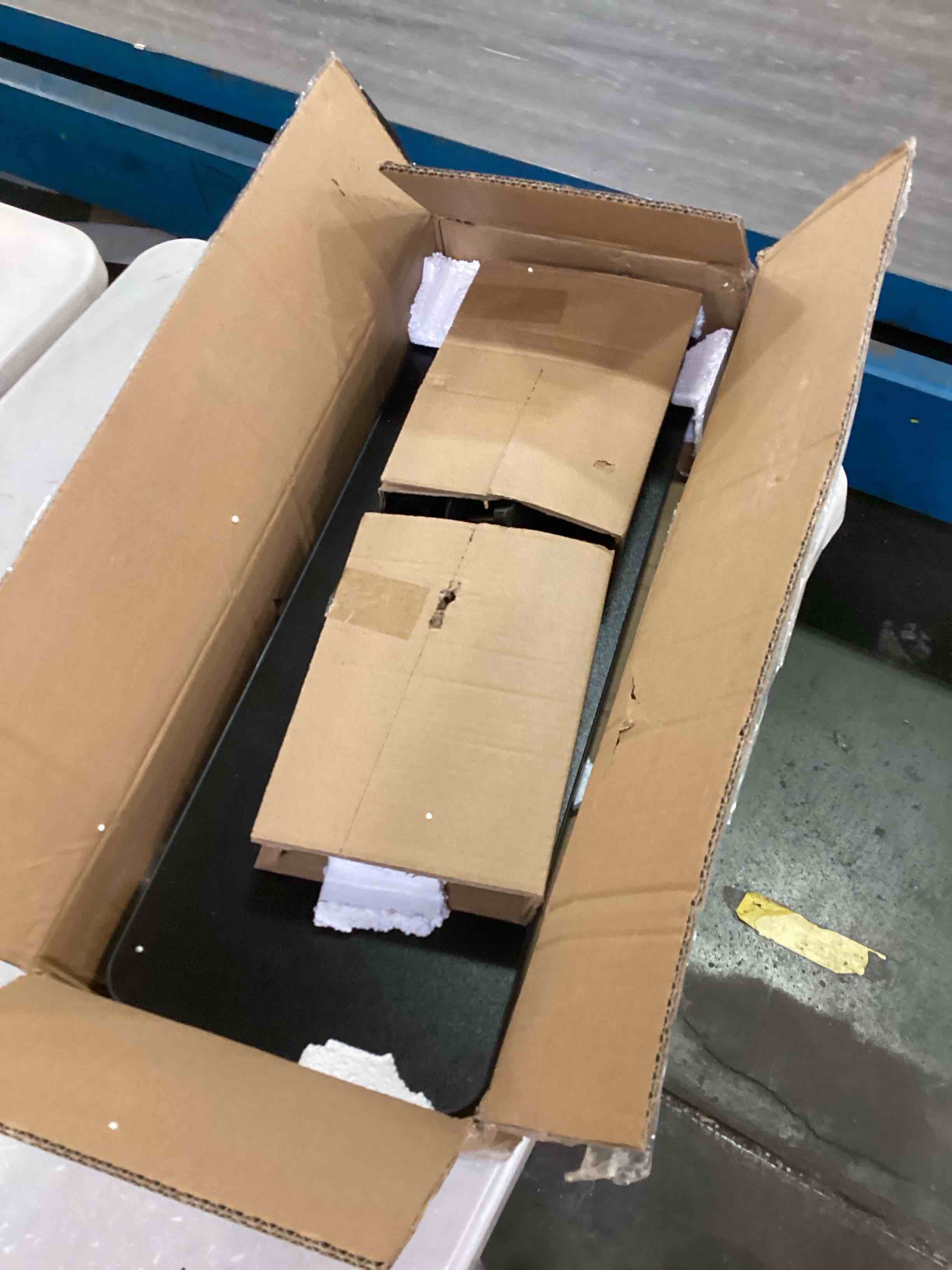https://s3.amazonaws.com/lotting-images-prod/bidfta/ORG6028806_1711999271243.jpeg