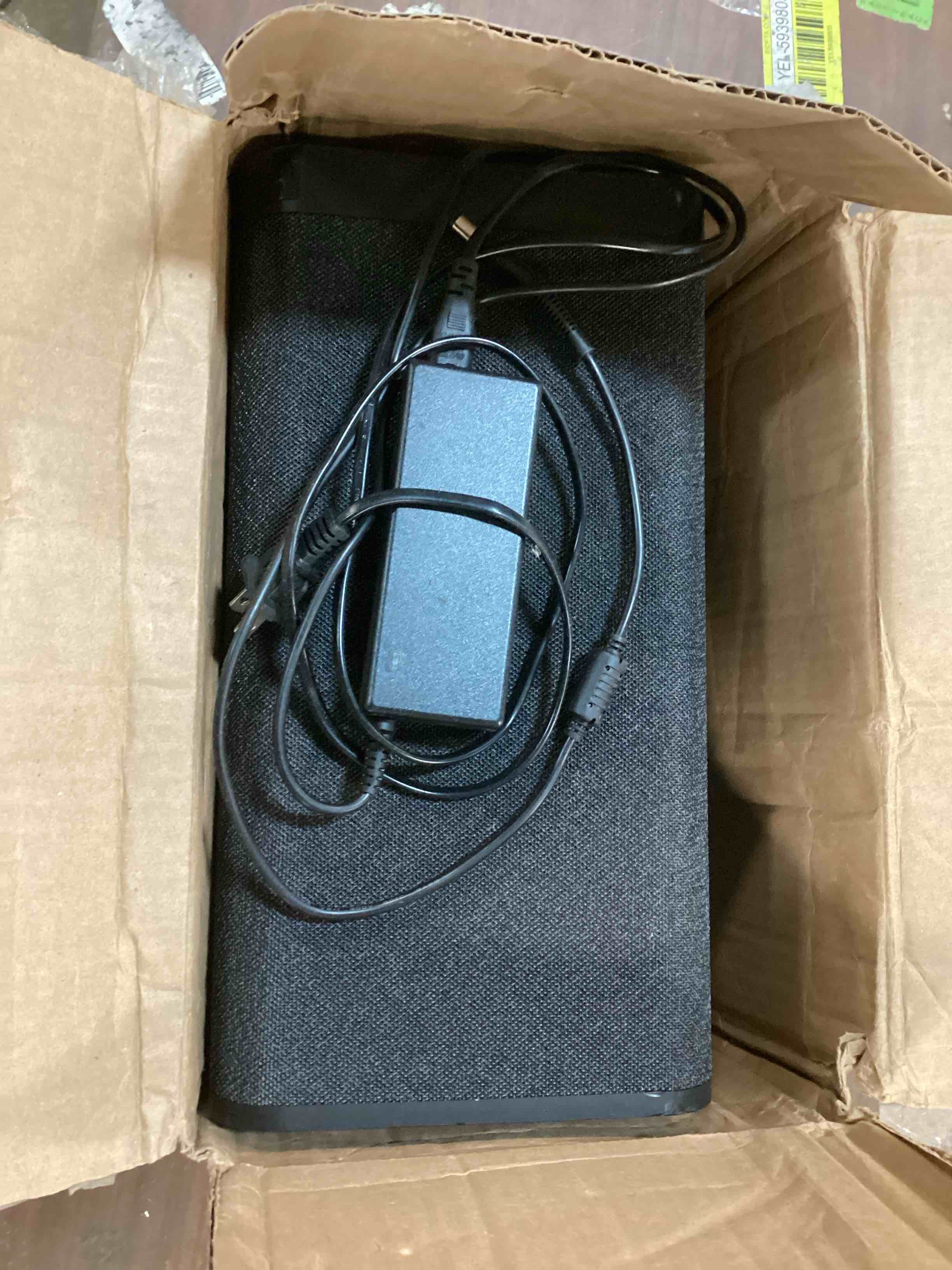 https://s3.amazonaws.com/lotting-images-prod/bidfta/ORG6029092_1710784819257.jpeg