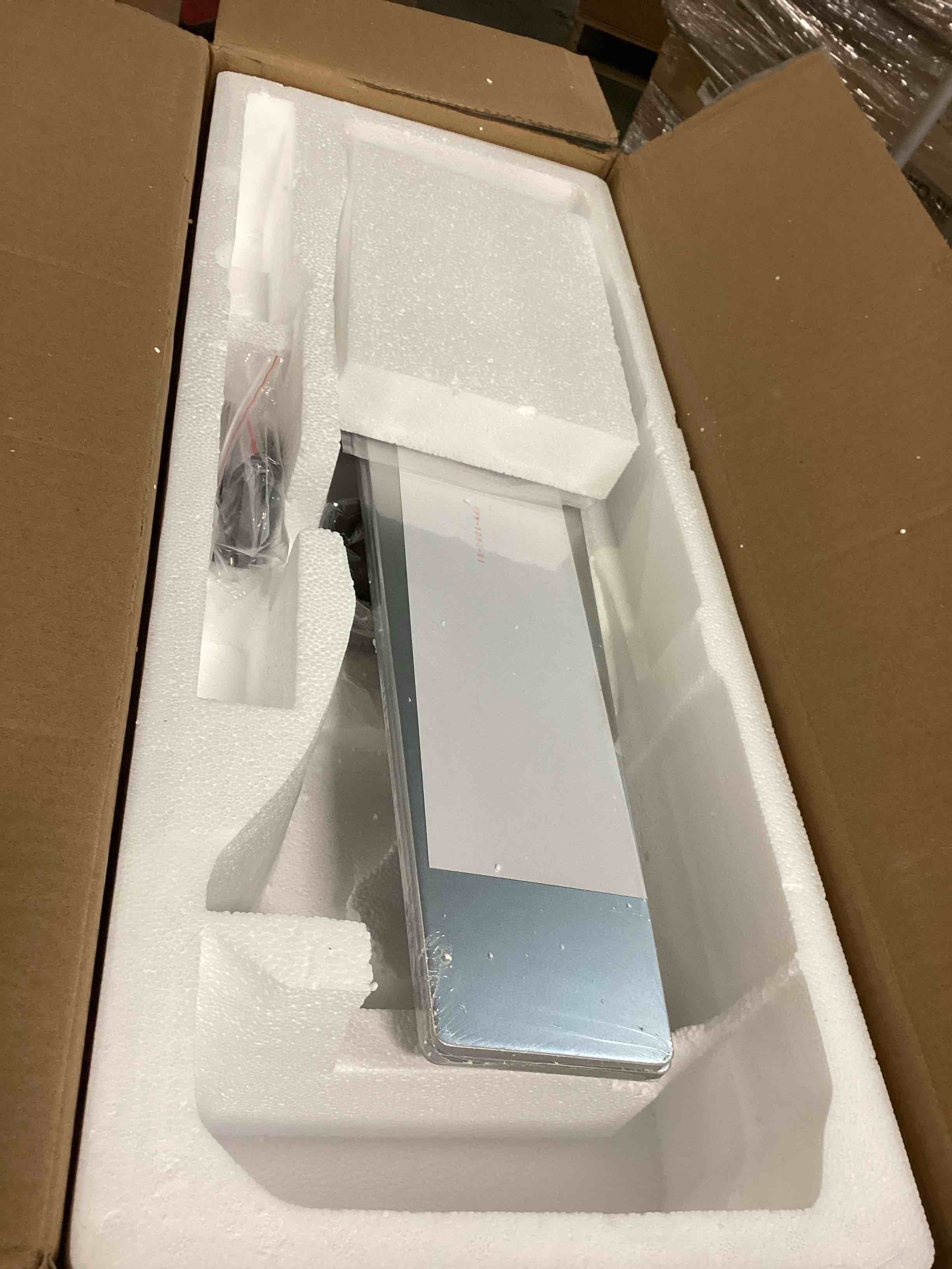 https://s3.amazonaws.com/lotting-images-prod/bidfta/ORG6029333_1711458709916.jpeg
