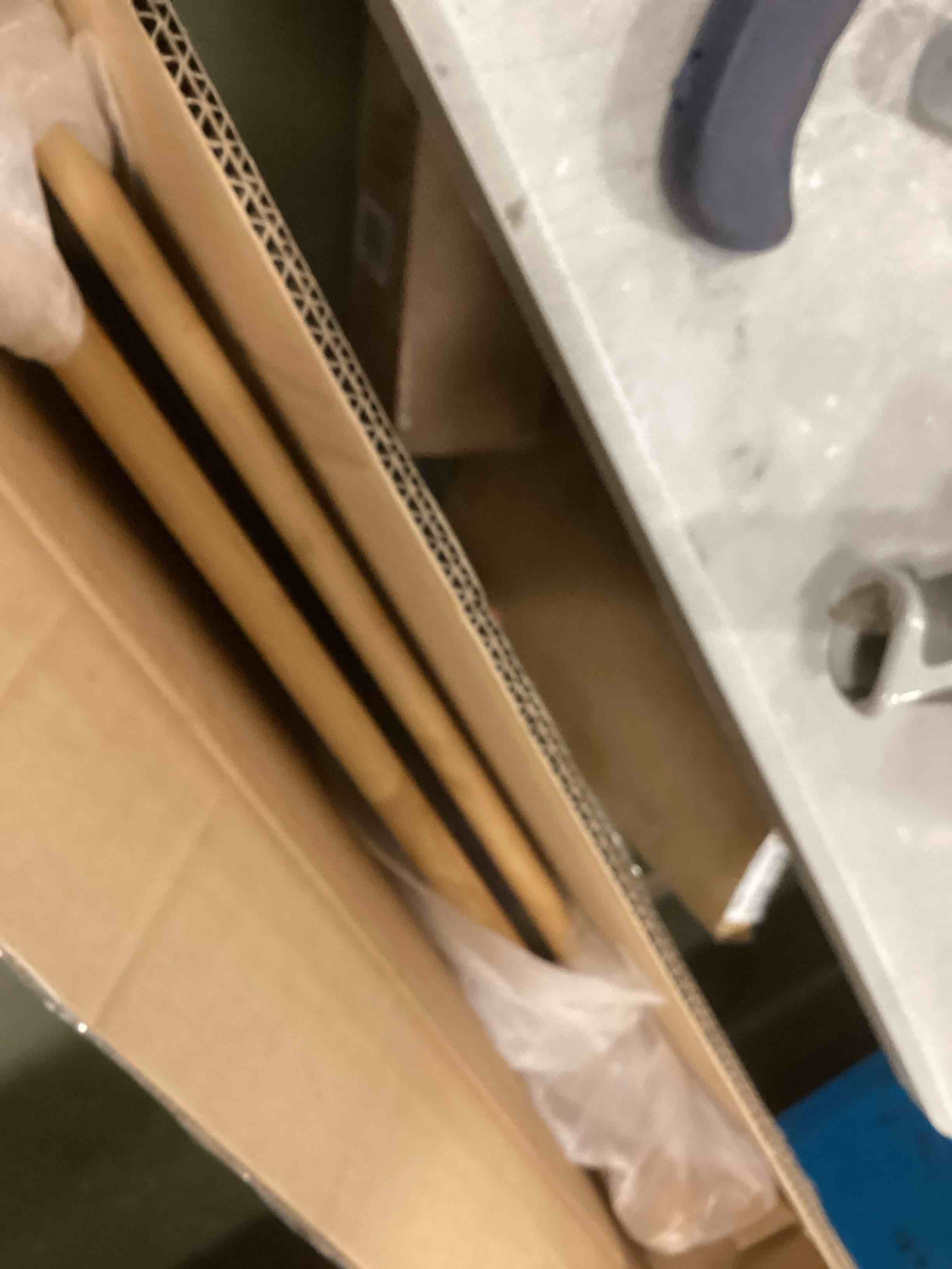 https://s3.amazonaws.com/lotting-images-prod/bidfta/ORG6030235_1712062087130.jpeg