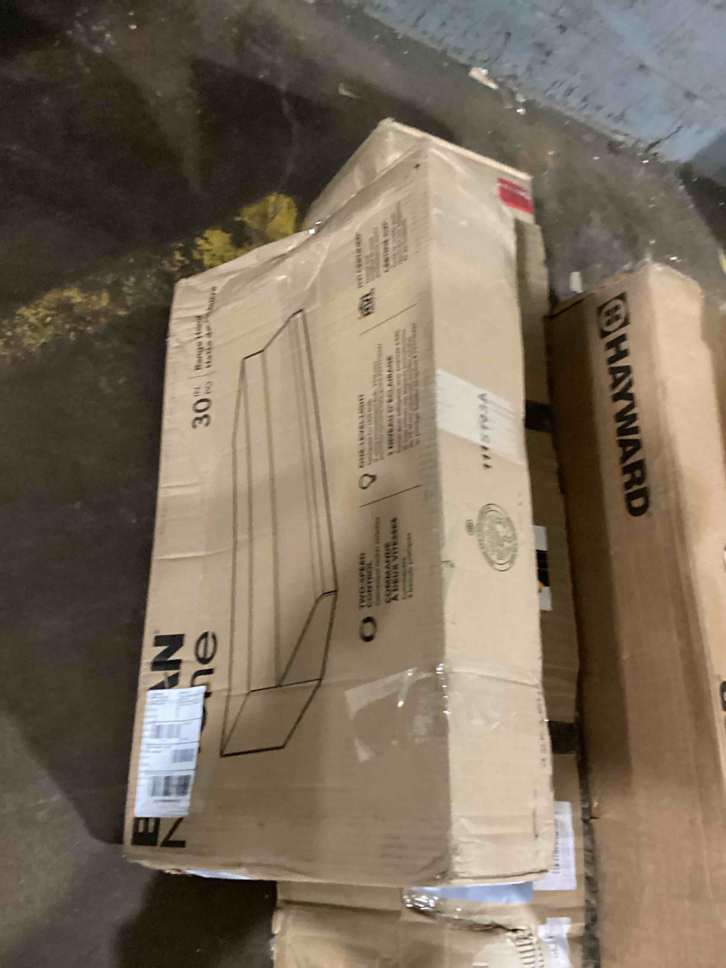 https://s3.amazonaws.com/lotting-images-prod/bidfta/ORG6035686_1721833311203.jpeg
