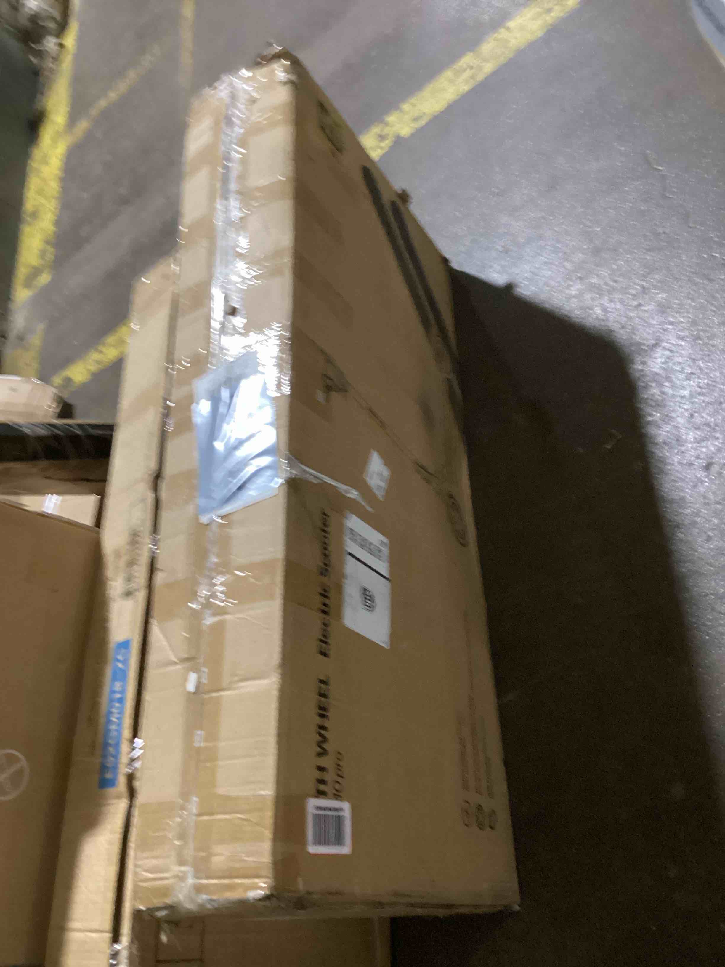 https://s3.amazonaws.com/lotting-images-prod/bidfta/ORG6037981_1723132285487.jpeg