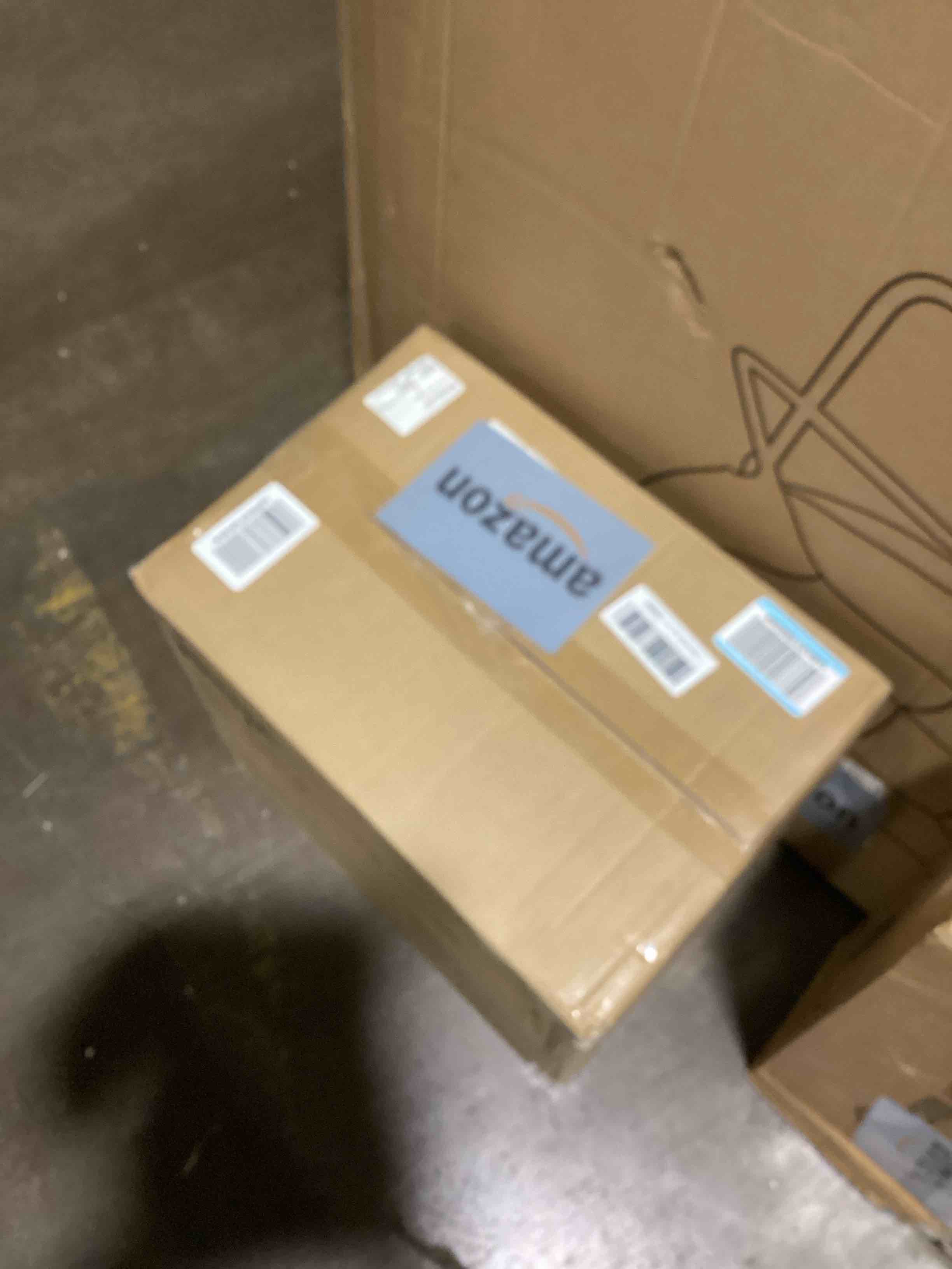 https://s3.amazonaws.com/lotting-images-prod/bidfta/ORG6038676_1724164111677.jpeg