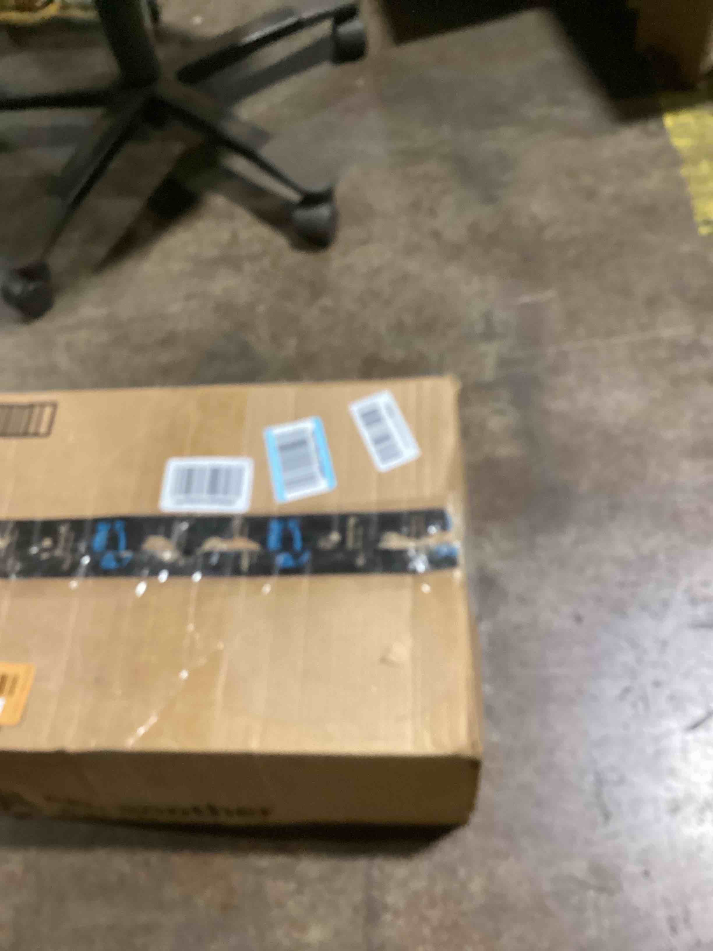 https://s3.amazonaws.com/lotting-images-prod/bidfta/ORG6040386_1724342219328.jpeg