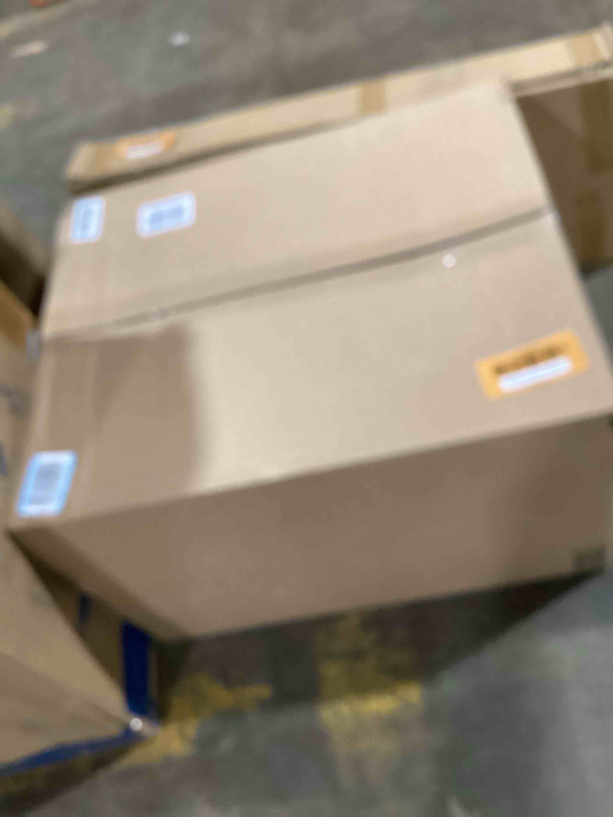 https://s3.amazonaws.com/lotting-images-prod/bidfta/ORG6041208_1724183600866.jpeg