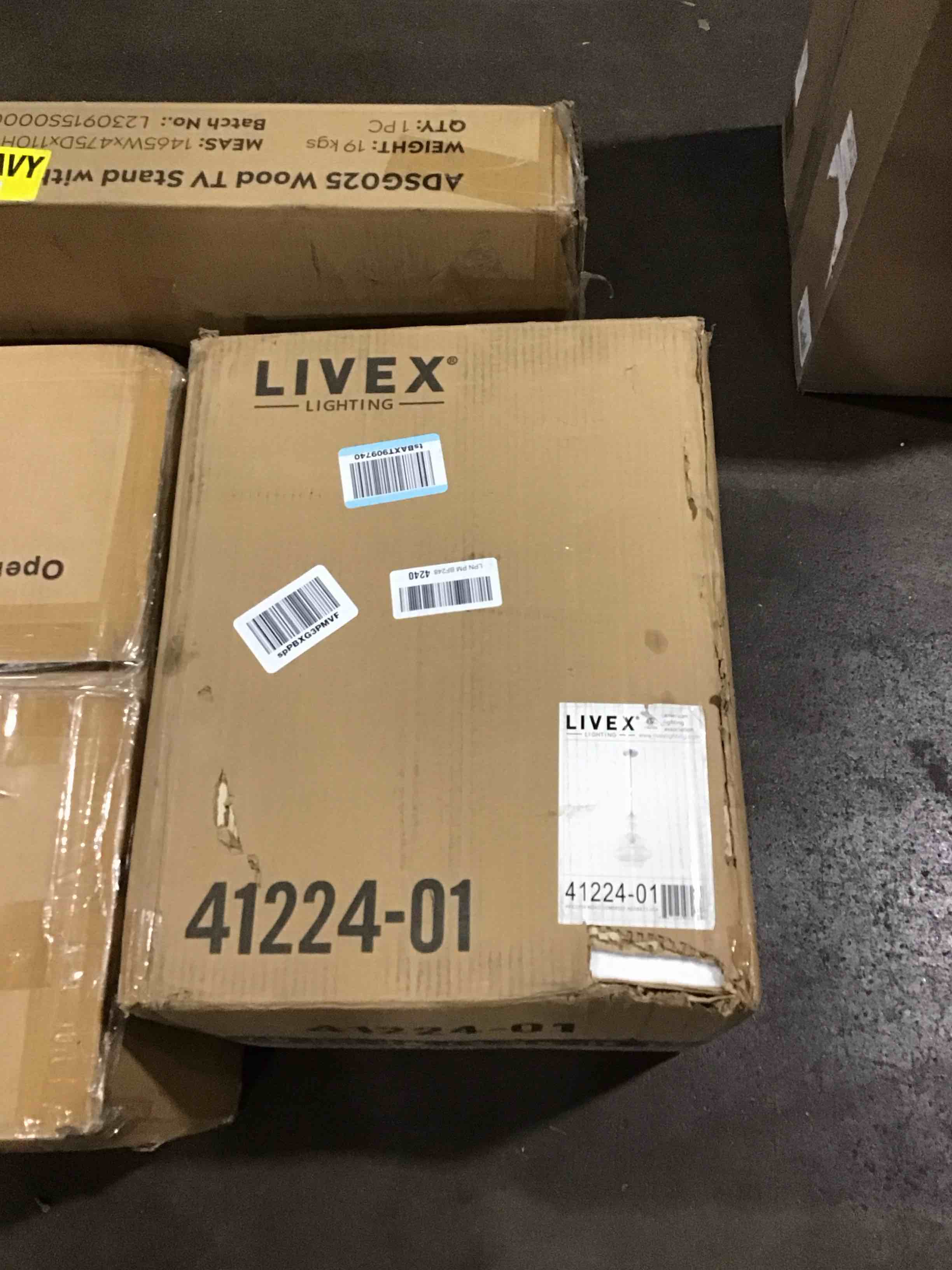 https://s3.amazonaws.com/lotting-images-prod/bidfta/ORG6041548_1724353647808.jpeg