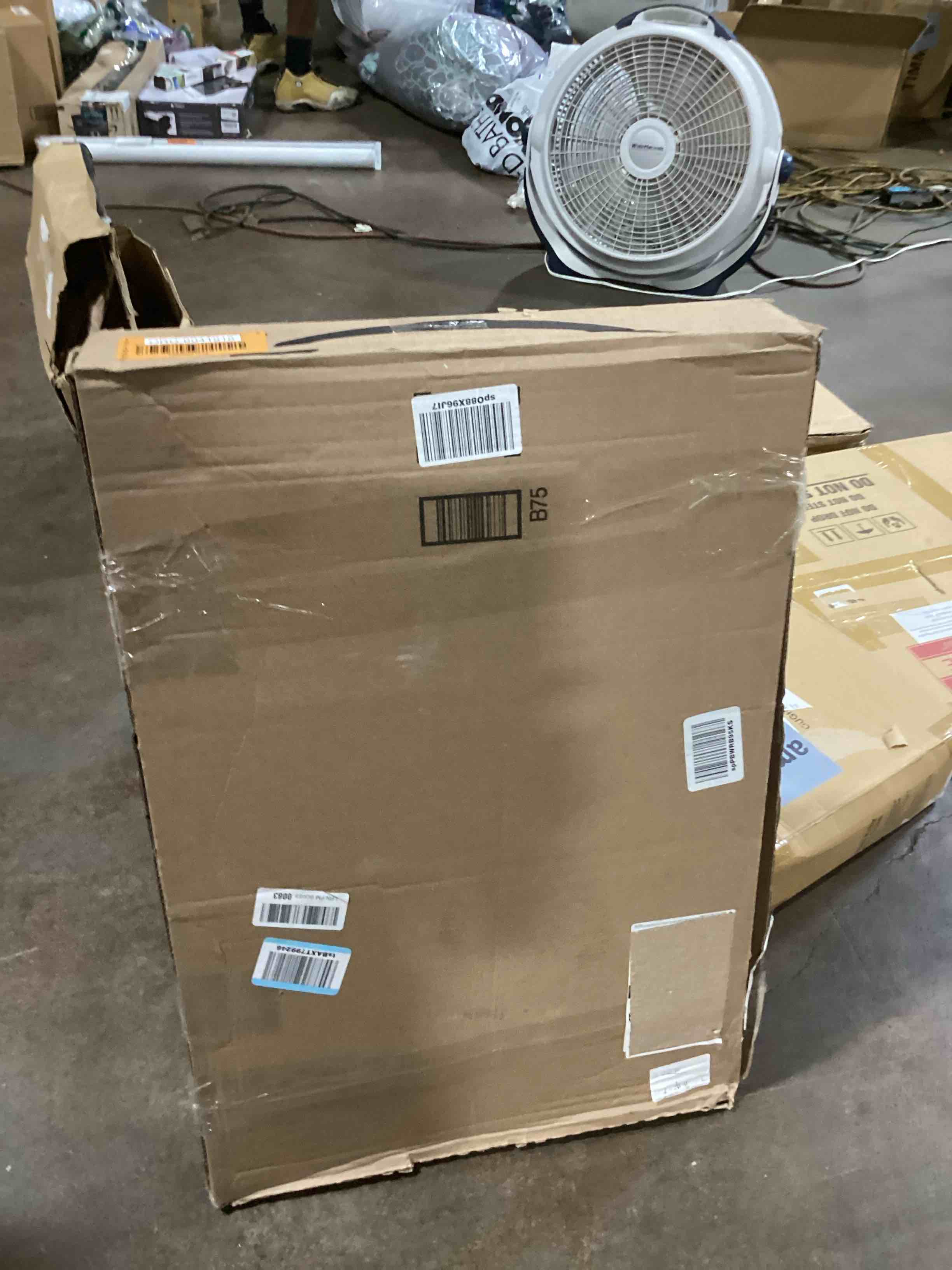 https://s3.amazonaws.com/lotting-images-prod/bidfta/ORG6041918_1725548524598.jpeg