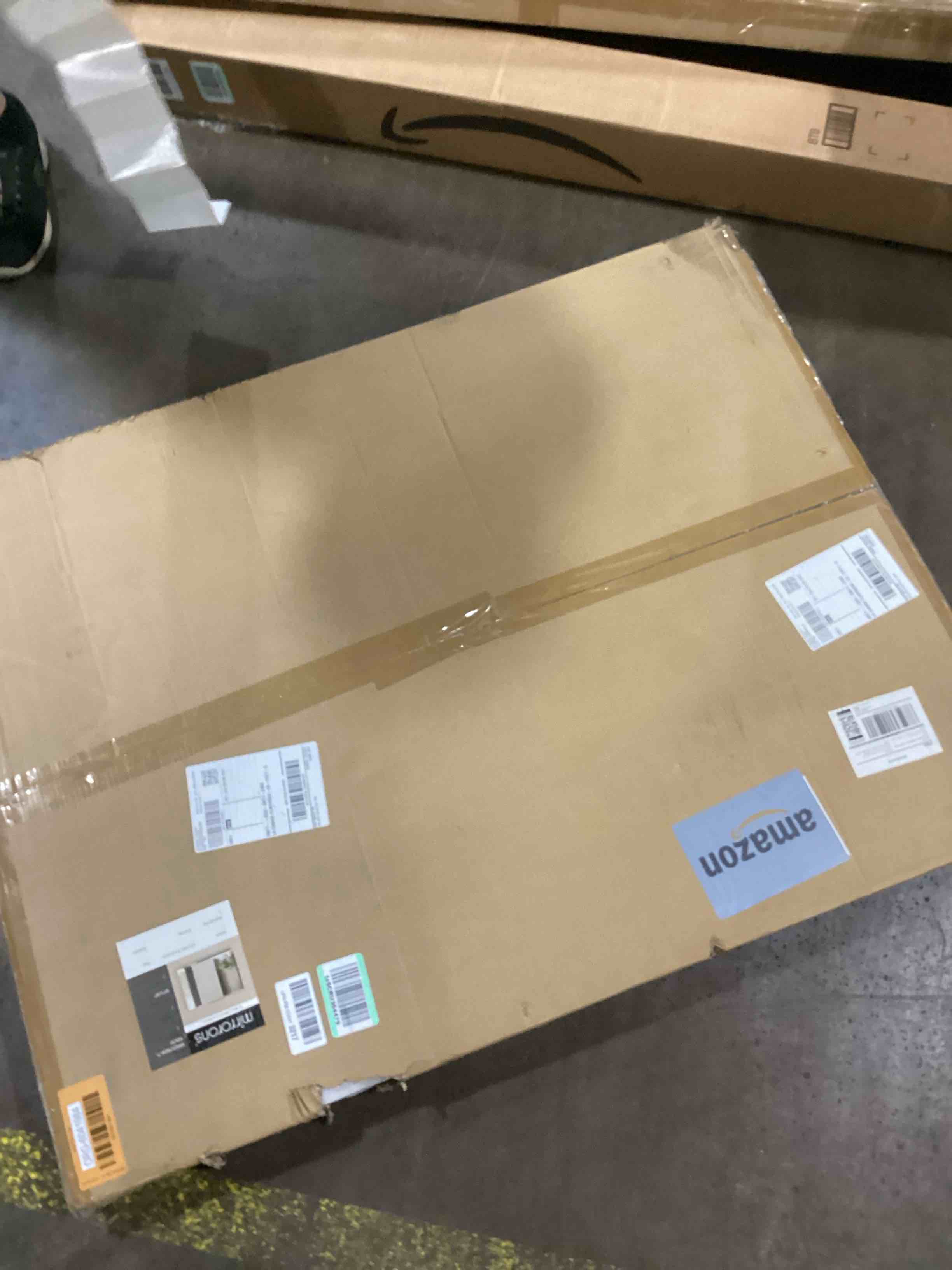 https://s3.amazonaws.com/lotting-images-prod/bidfta/ORG6041984_1725558327347.jpeg