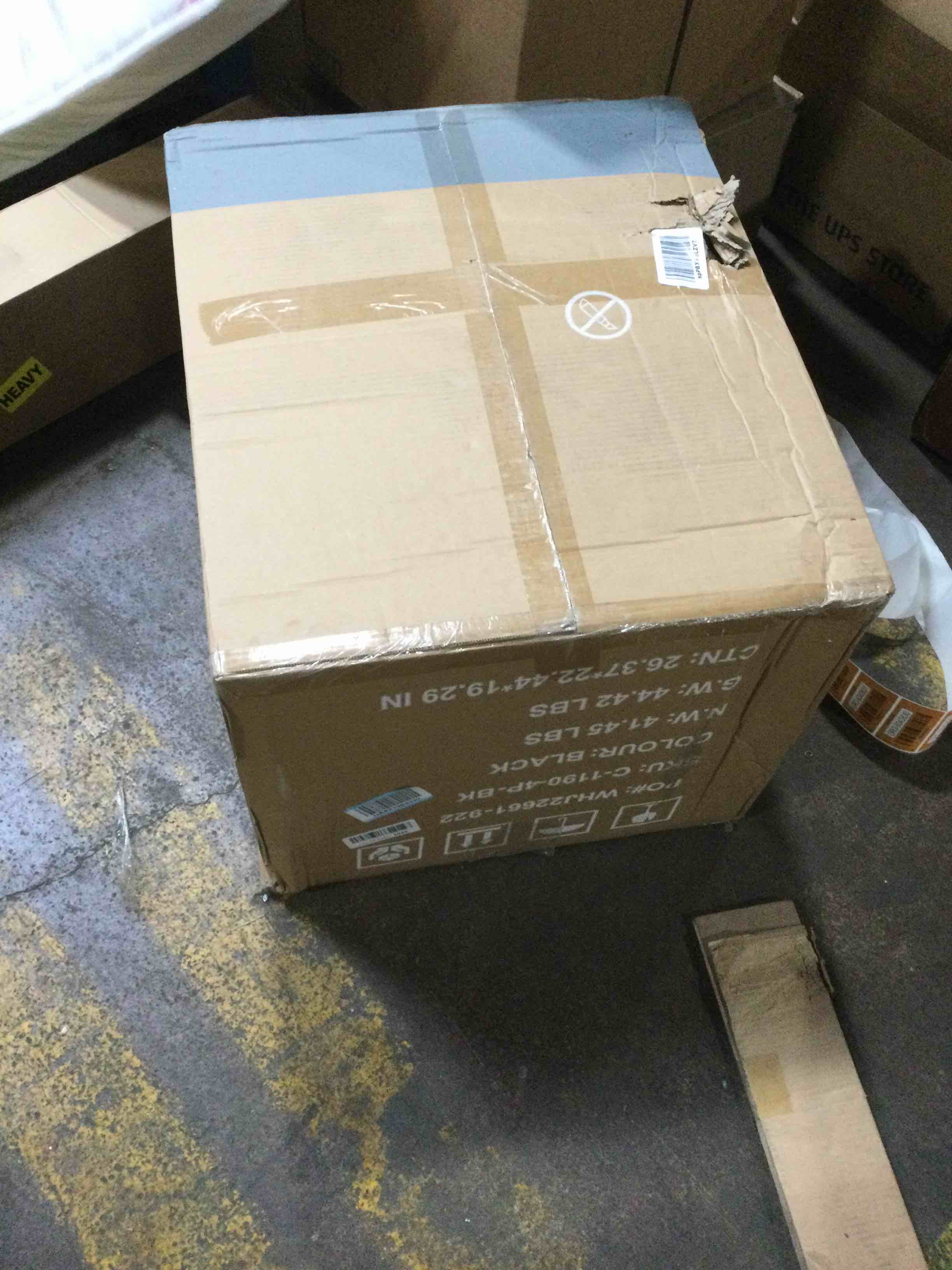https://s3.amazonaws.com/lotting-images-prod/bidfta/ORG6043833_1725564919181.jpeg