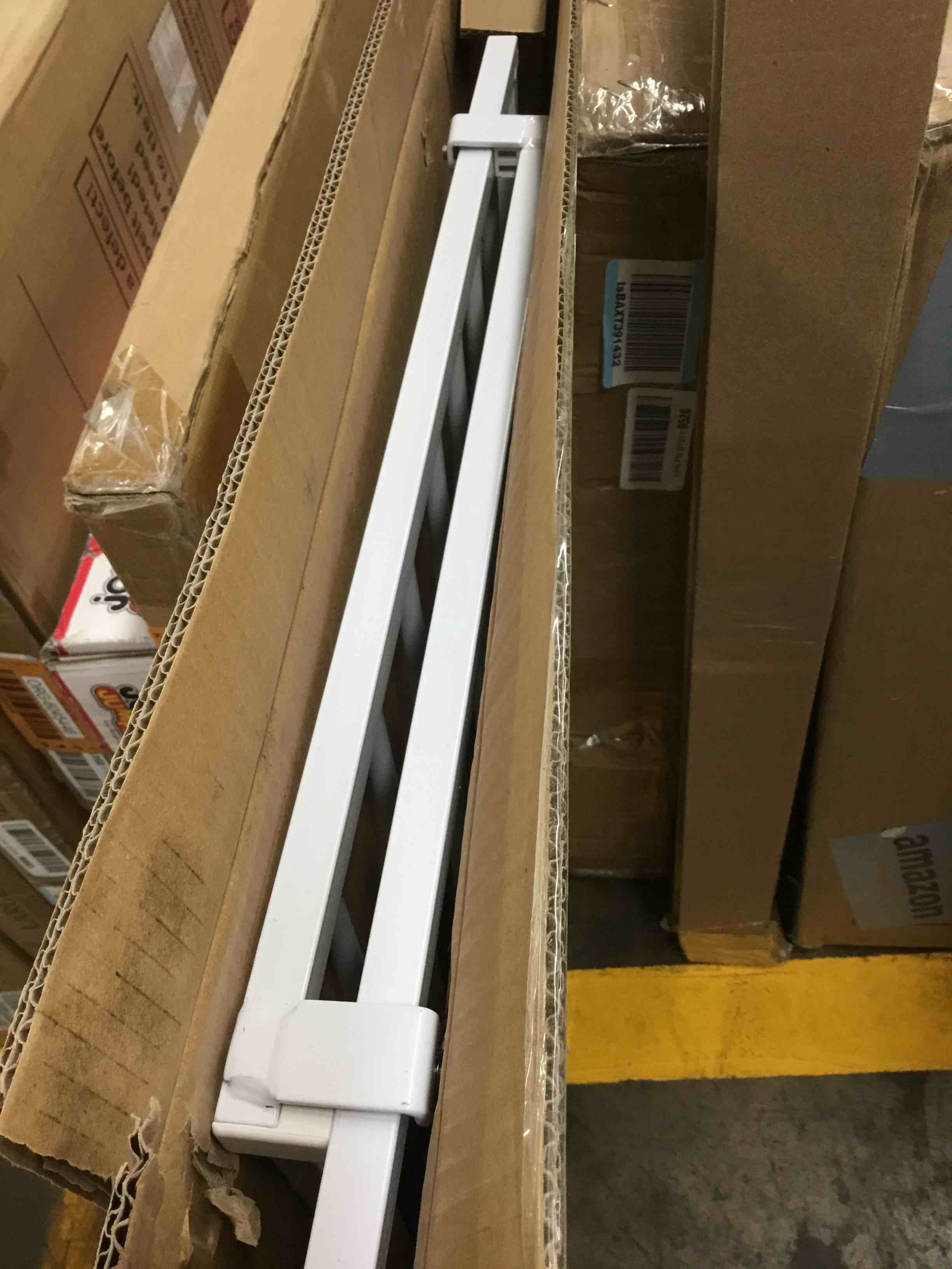 https://s3.amazonaws.com/lotting-images-prod/bidfta/ORG6045450_1712167359263.jpeg