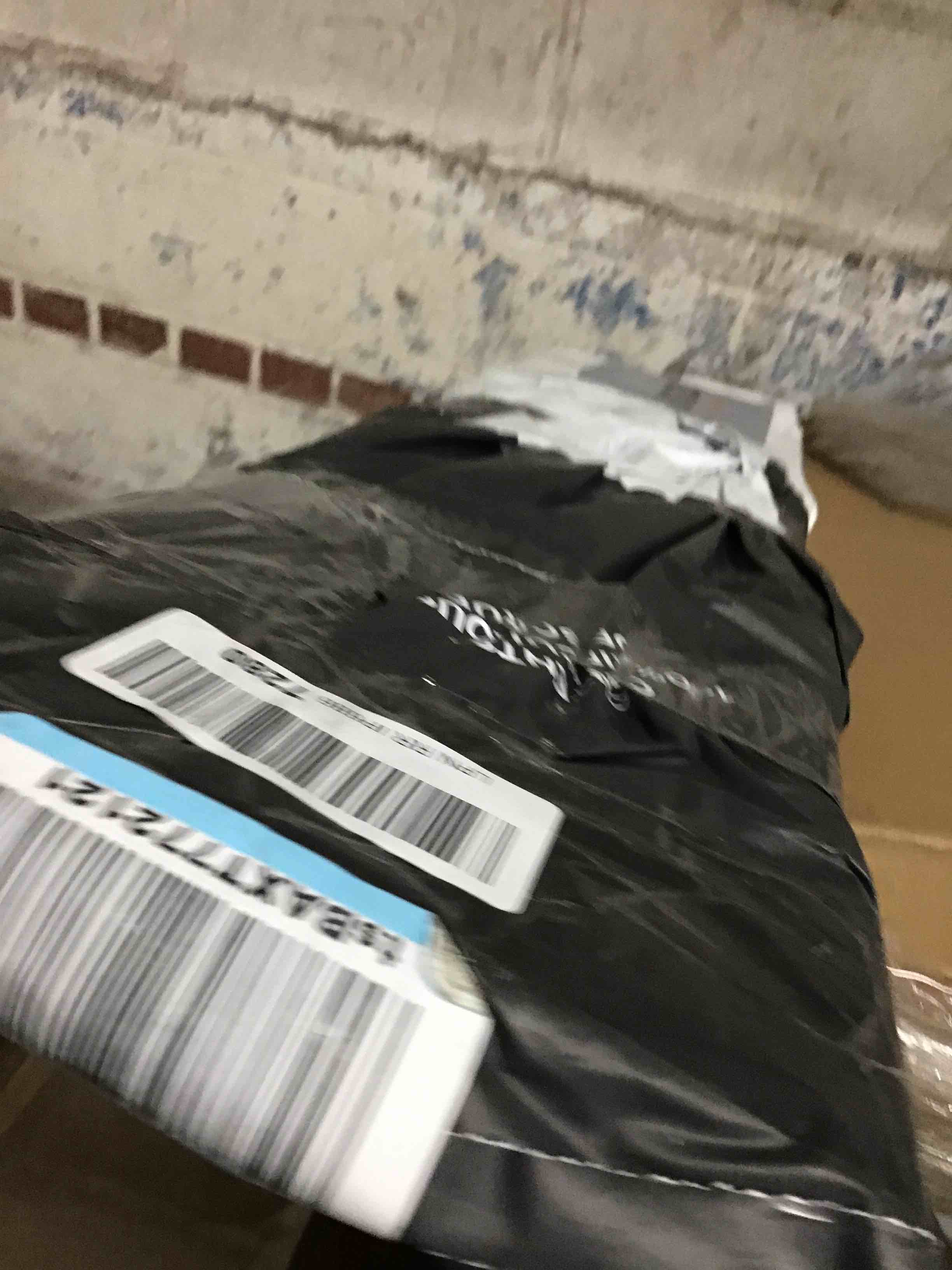 https://s3.amazonaws.com/lotting-images-prod/bidfta/ORG6049295_1723743313815.jpeg