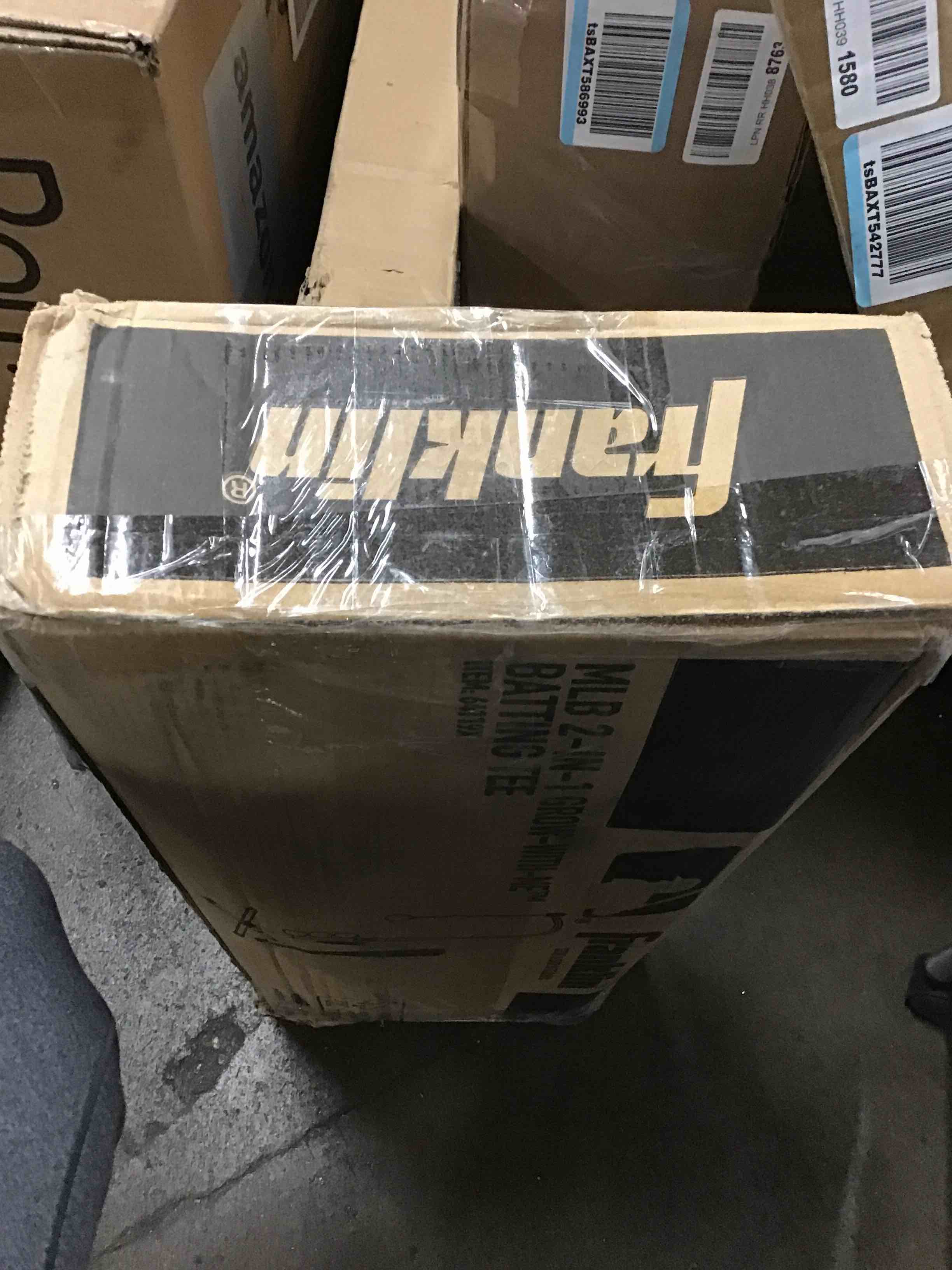 https://s3.amazonaws.com/lotting-images-prod/bidfta/ORG6052103_1715020797346.jpeg