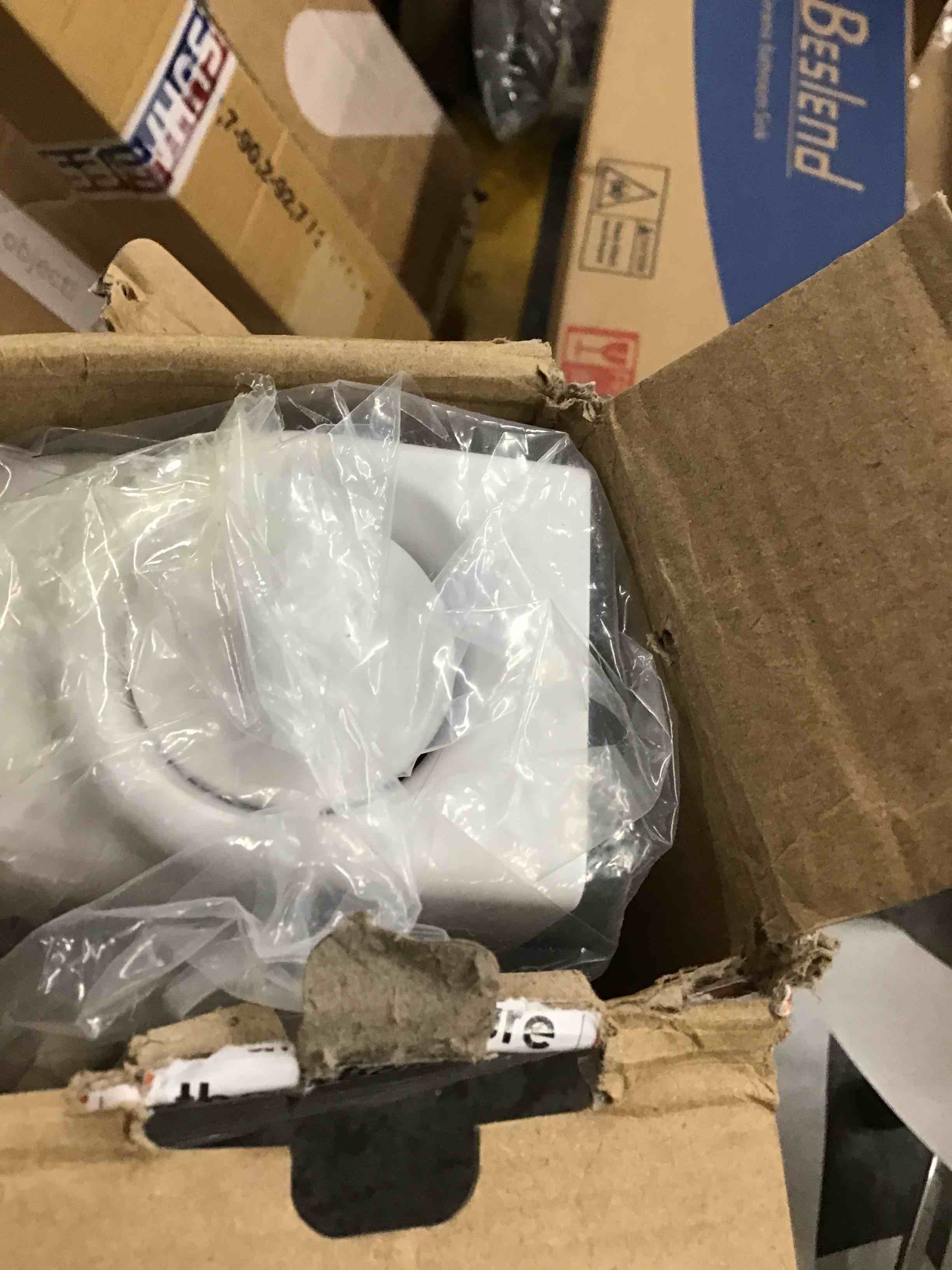https://s3.amazonaws.com/lotting-images-prod/bidfta/ORG6052132_1715025806388.jpeg