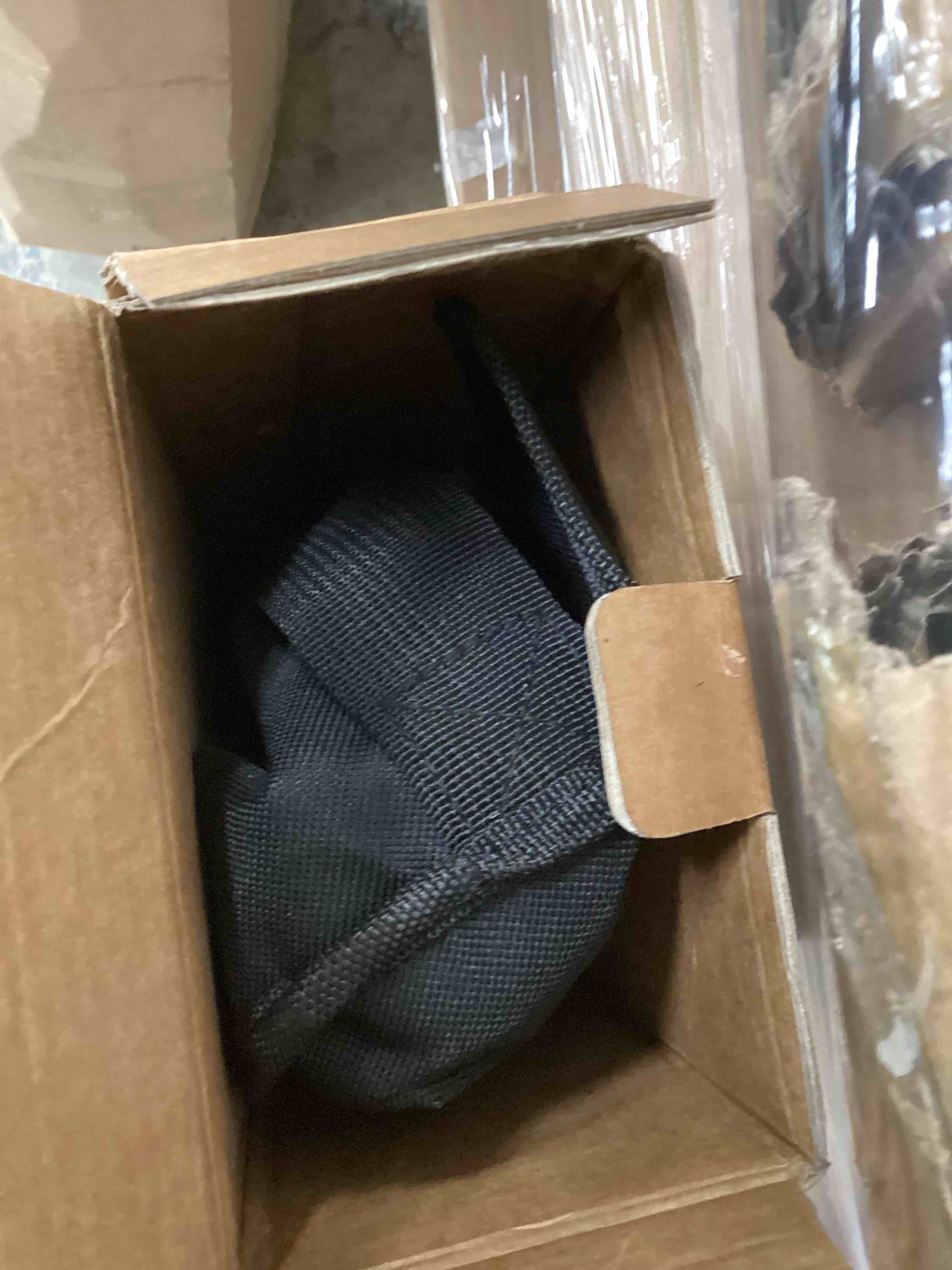 https://s3.amazonaws.com/lotting-images-prod/bidfta/ORG6053321_1719945142451.jpeg