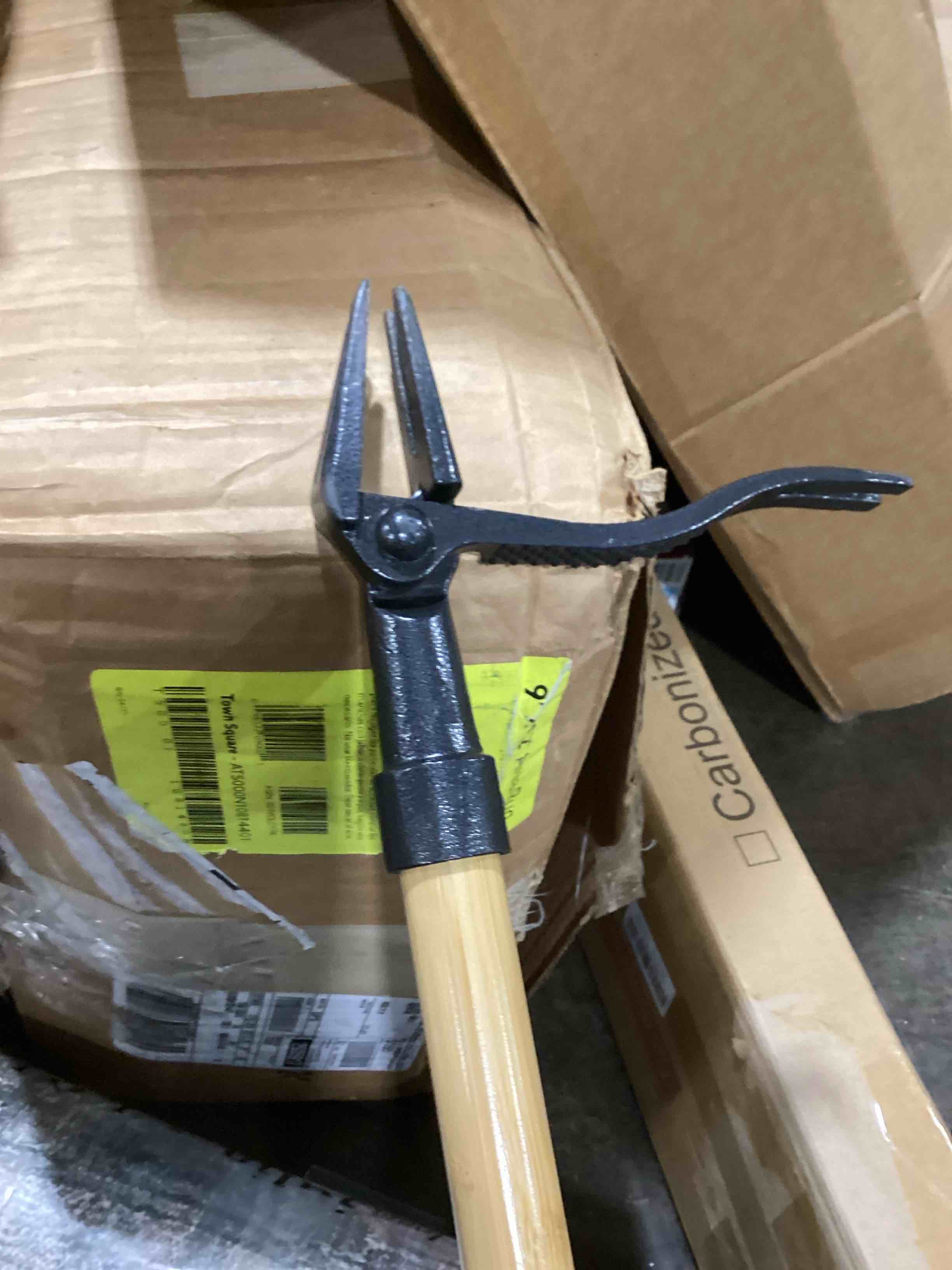 https://s3.amazonaws.com/lotting-images-prod/bidfta/ORG6056062_1716994671838.jpeg