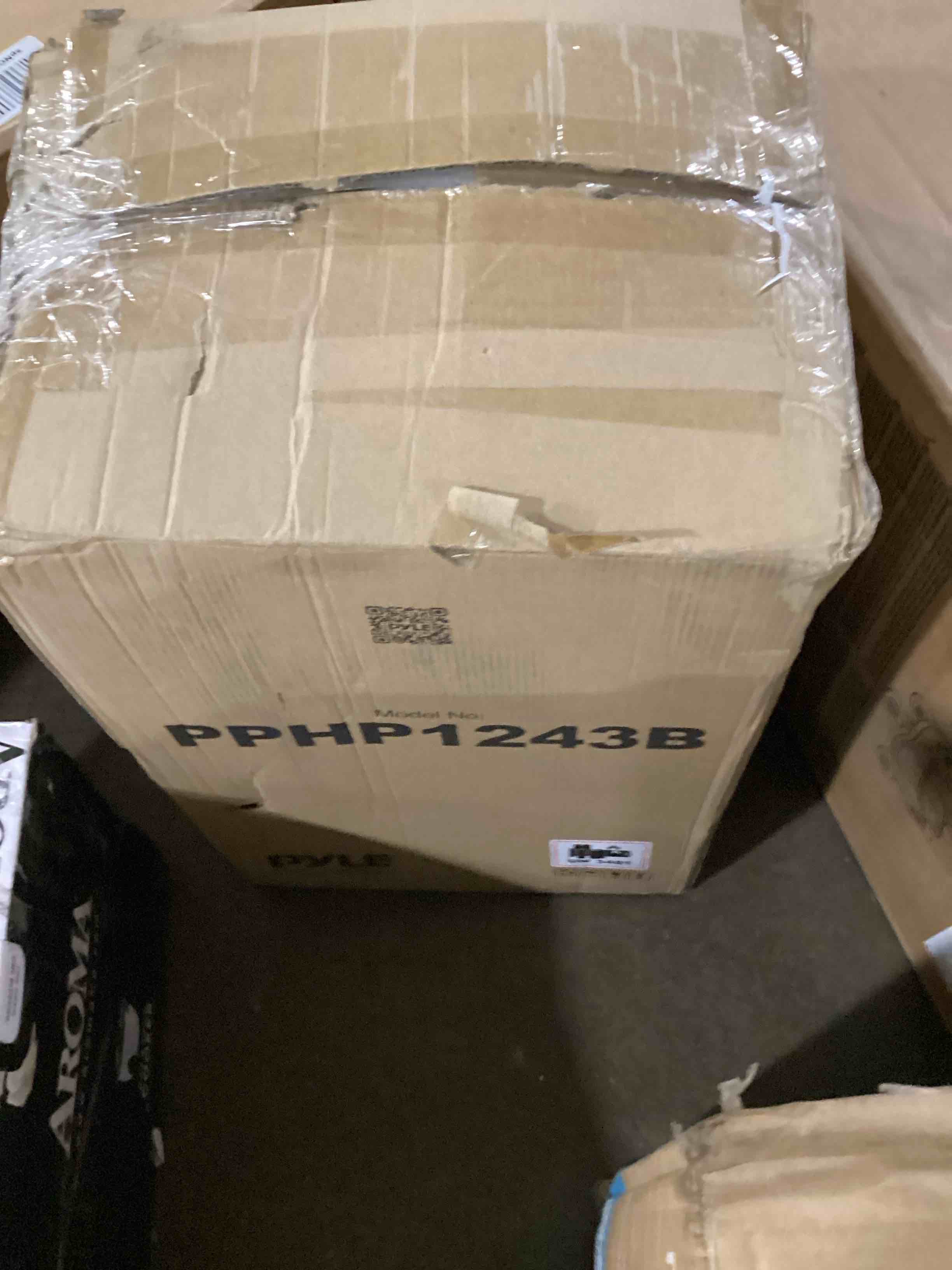 https://s3.amazonaws.com/lotting-images-prod/bidfta/ORG6056989_1719408359419.jpeg