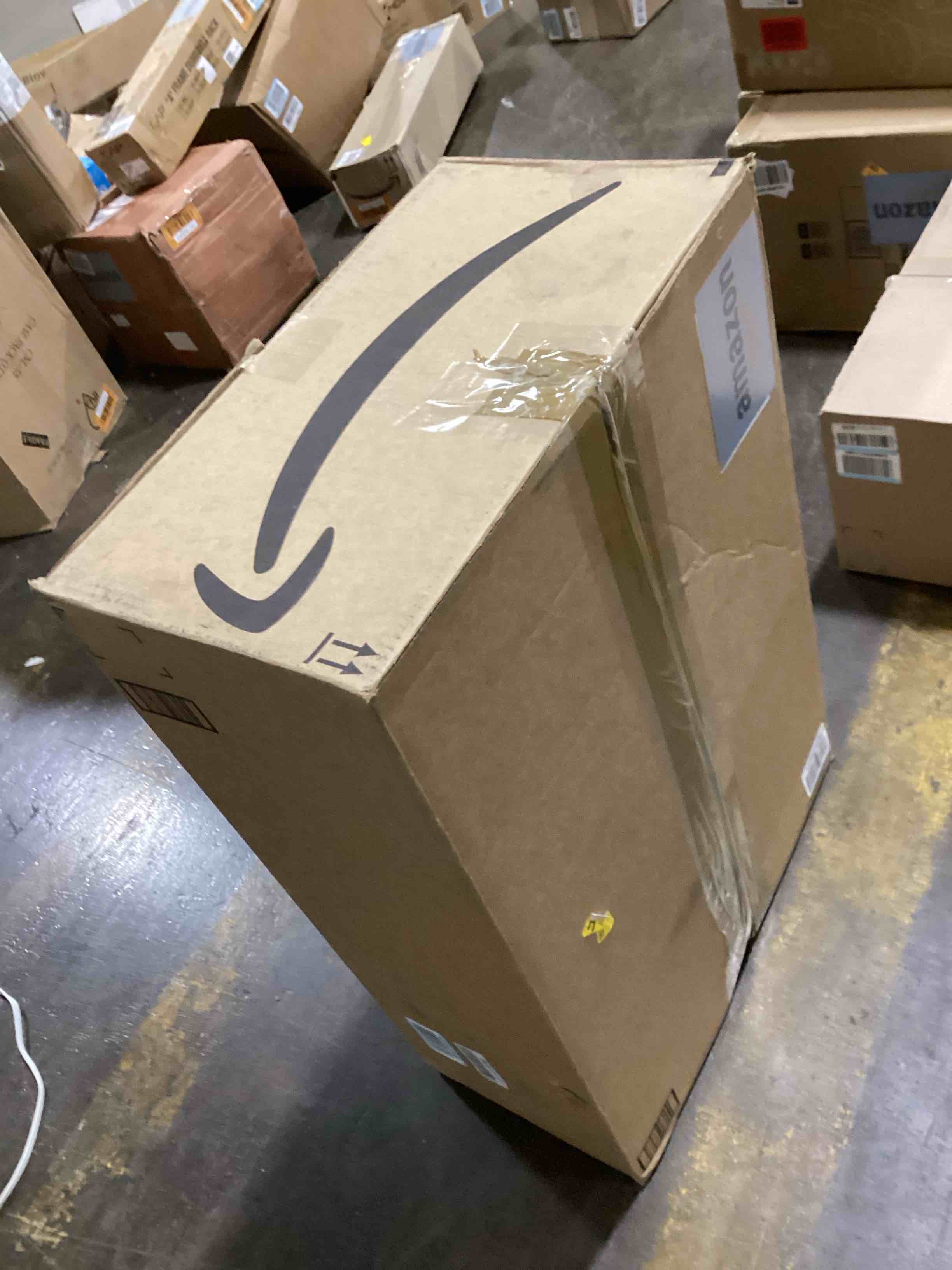 https://s3.amazonaws.com/lotting-images-prod/bidfta/ORG6057950_1715261296871.jpeg
