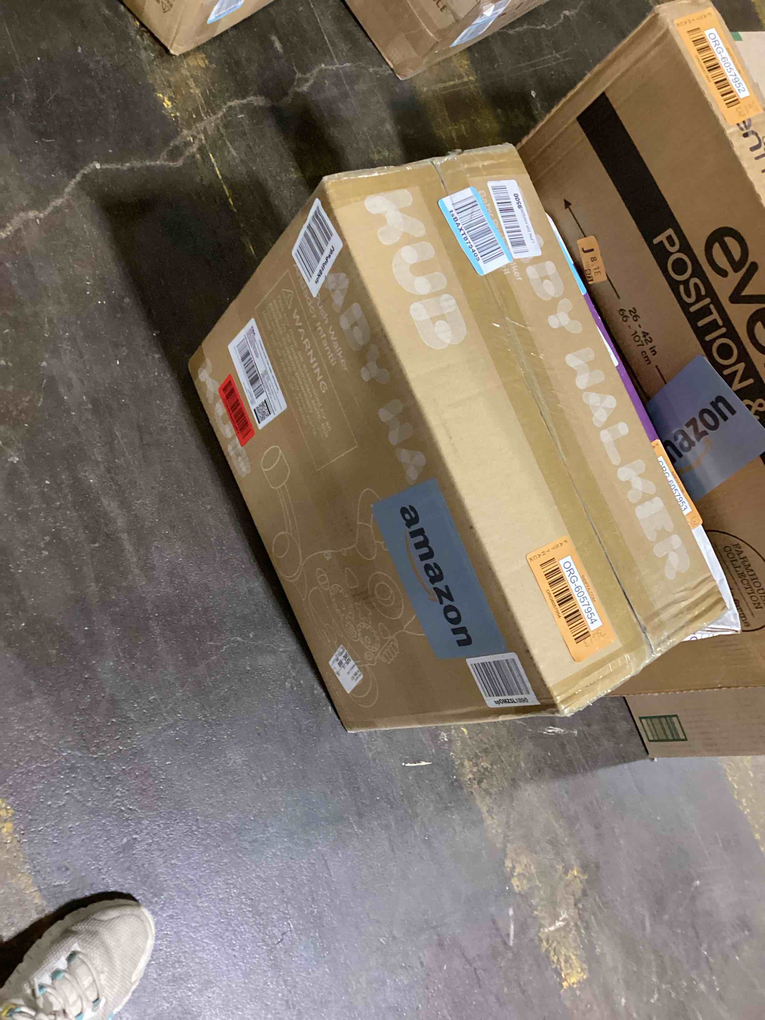 https://s3.amazonaws.com/lotting-images-prod/bidfta/ORG6057954_1715260948098.jpeg