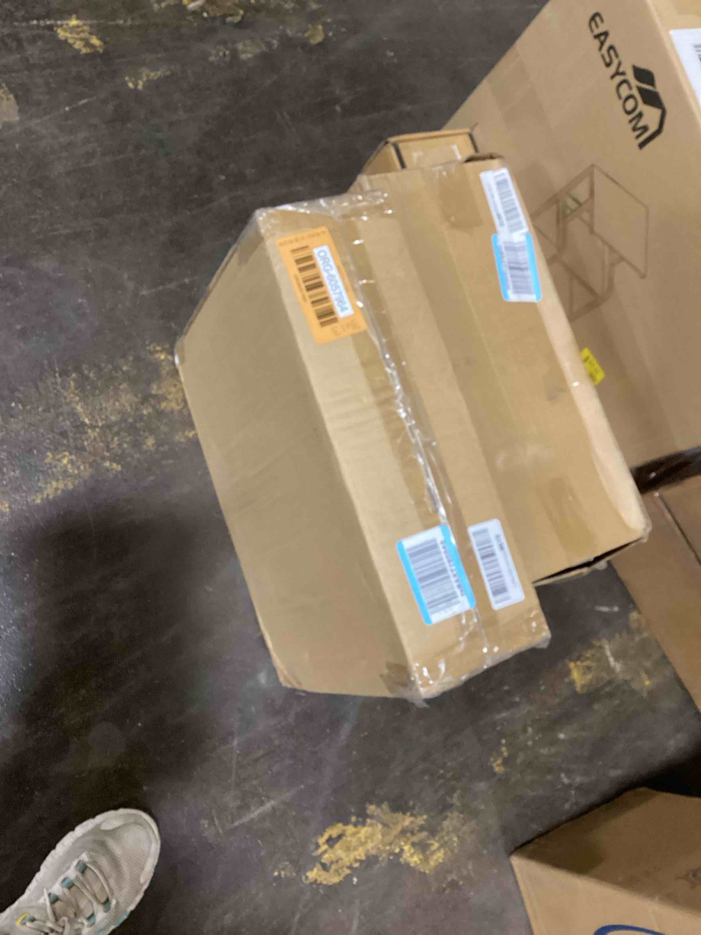 https://s3.amazonaws.com/lotting-images-prod/bidfta/ORG6057964_1715260357466.jpeg