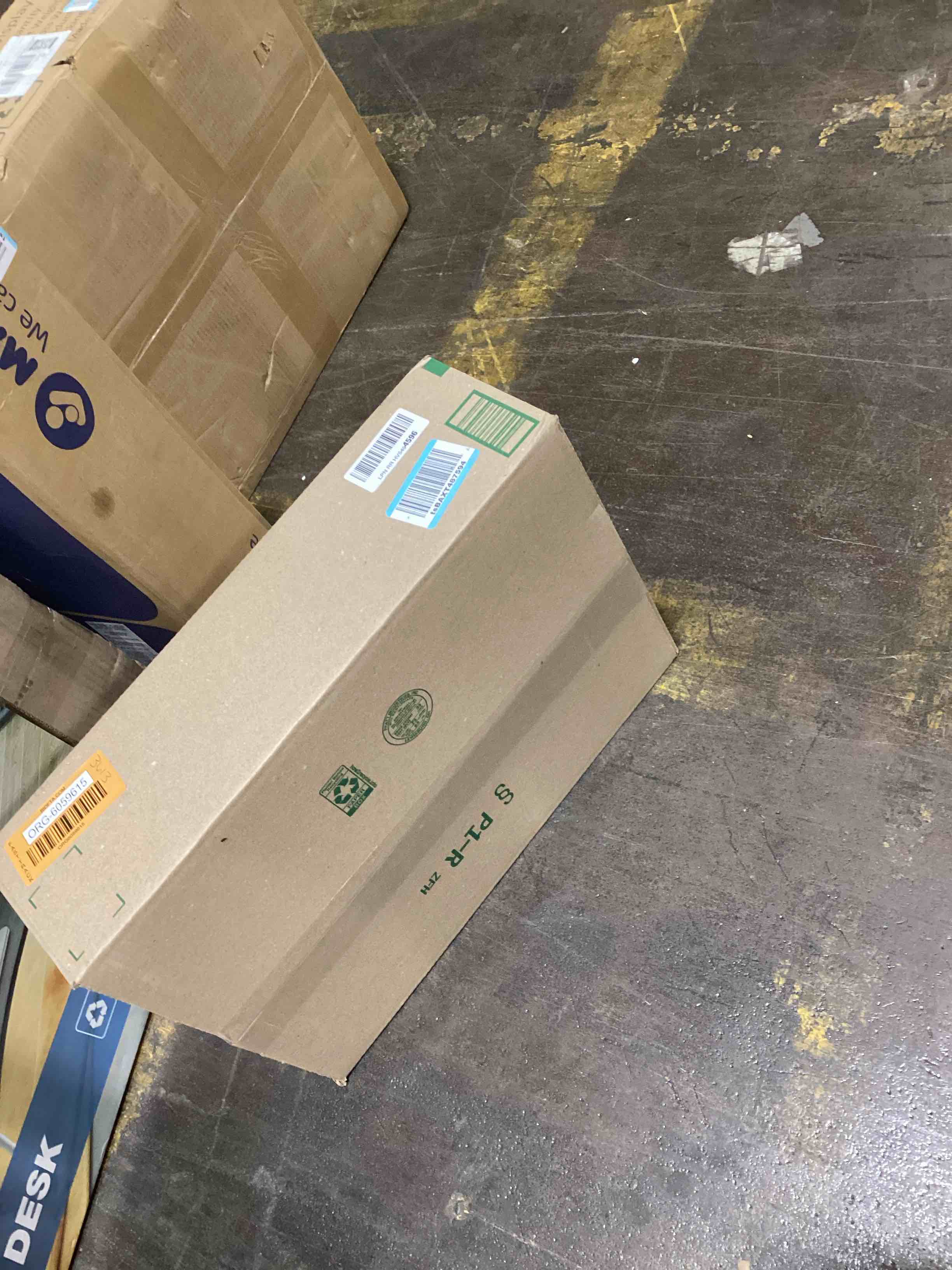 https://s3.amazonaws.com/lotting-images-prod/bidfta/ORG6059615_1715203408499.jpeg