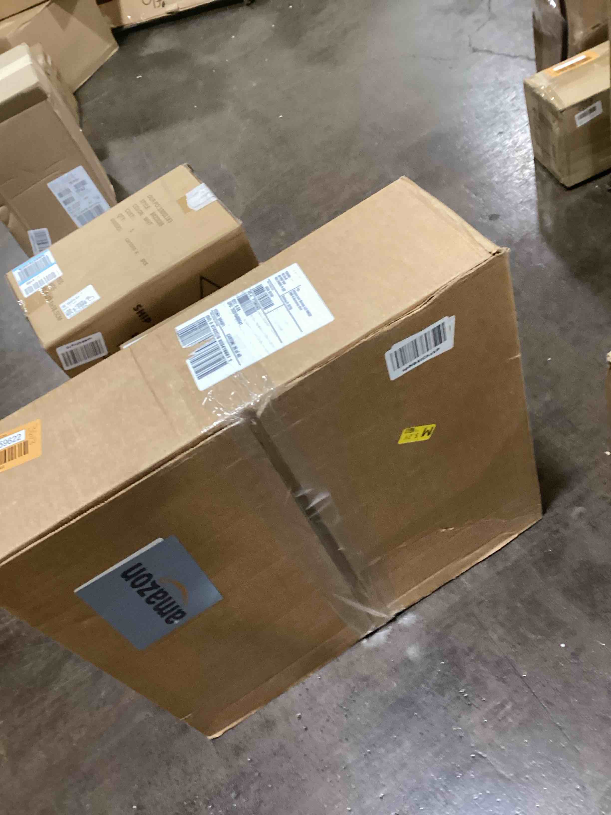 https://s3.amazonaws.com/lotting-images-prod/bidfta/ORG6059622_1715202951274.jpeg