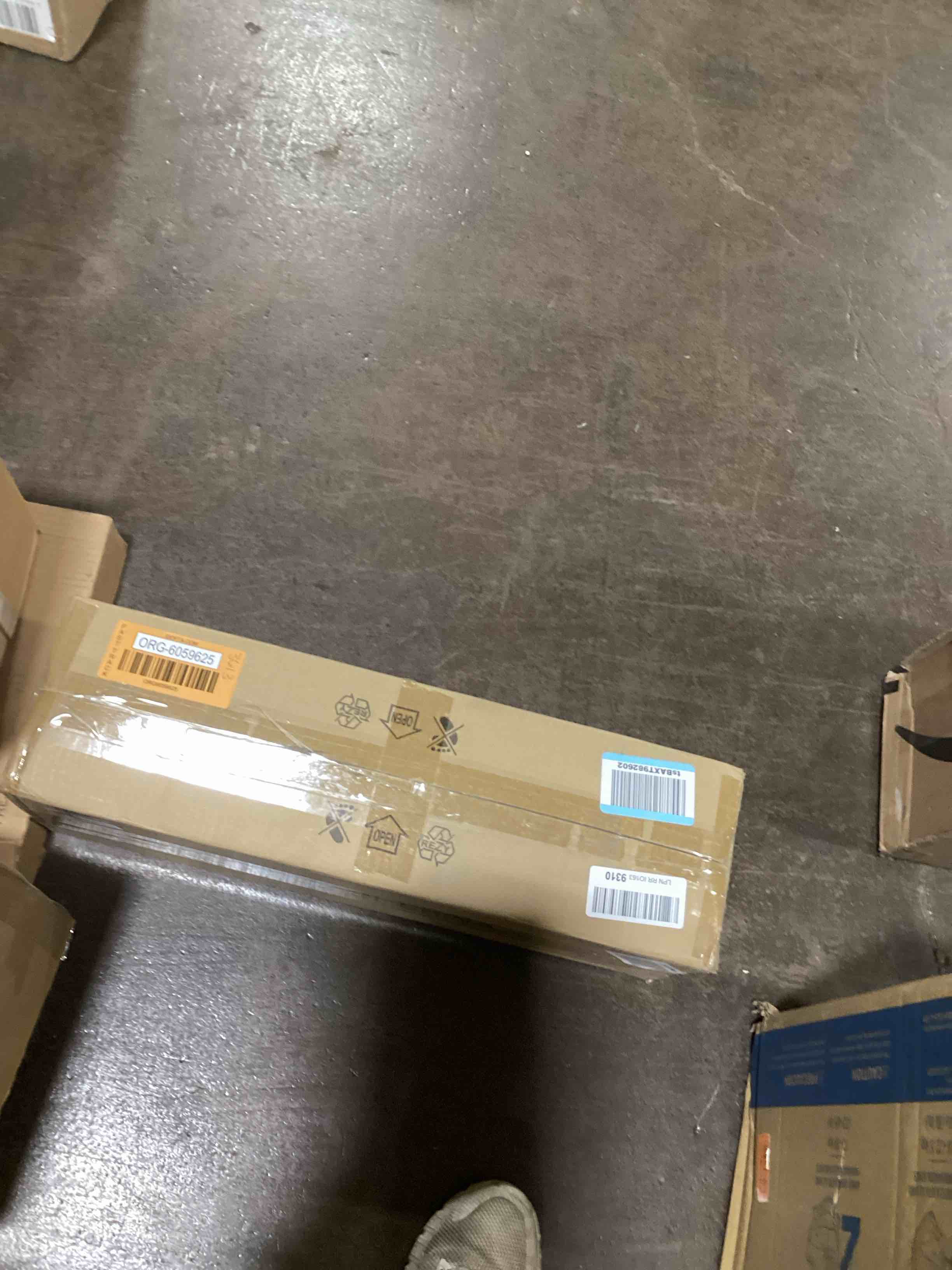https://s3.amazonaws.com/lotting-images-prod/bidfta/ORG6059625_1715202798899.jpeg
