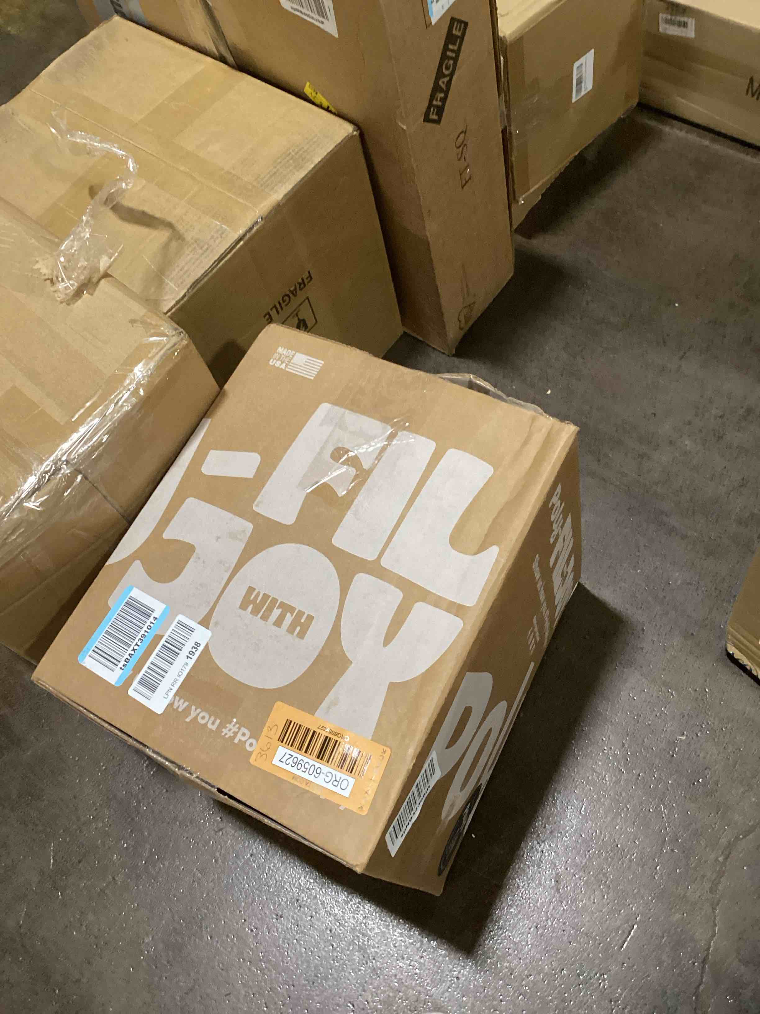 https://s3.amazonaws.com/lotting-images-prod/bidfta/ORG6059627_1715202719568.jpeg